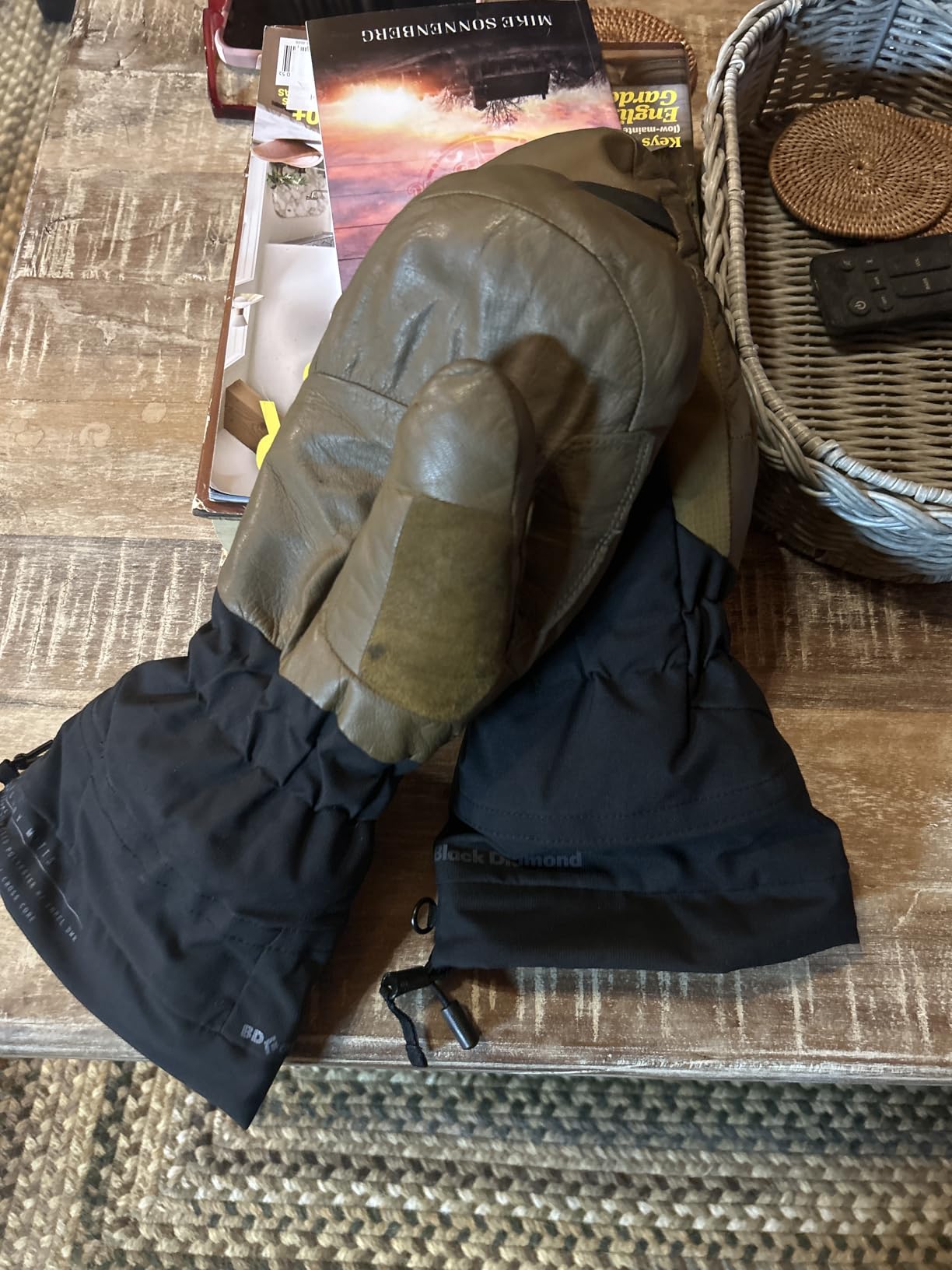 BLACK DIAMOND Men's Mercury Ski/Snow Mitts | Contains Gore-TEX Waterproof Insert | Includes Primaloft Gold Fleece Lining | Removable Liner Mittens - Customer Photo 1