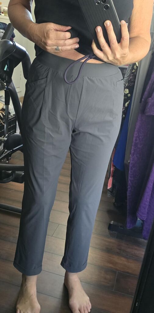 baleaf Womens Travel Pants with Zipper Pockets Stretchy Work Pants Business Casual Slacks Golf Pants Dressy with Pockets Customer Review baleaf Womens Travel Pants with Zipper Pockets Stretchy Work Pants Business Casual Slacks Golf Pants Dressy with Pockets - Customer Photo 5