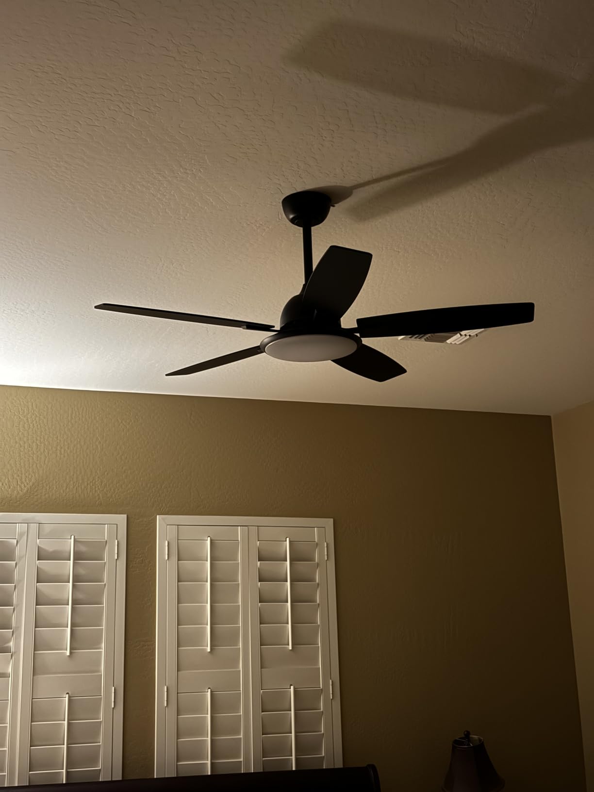 Amico Ceiling Fans with Lights, 52 inch Smart Ceiling Fan with Remote/APP/Alexa Control, Reversible DC Motor, 5 Blades, 6 Speeds, 3CCT, Dimmable, Noiseless, Wifi Ceiling Fan for Farmhouse, Bedroom - Customer Photo 2