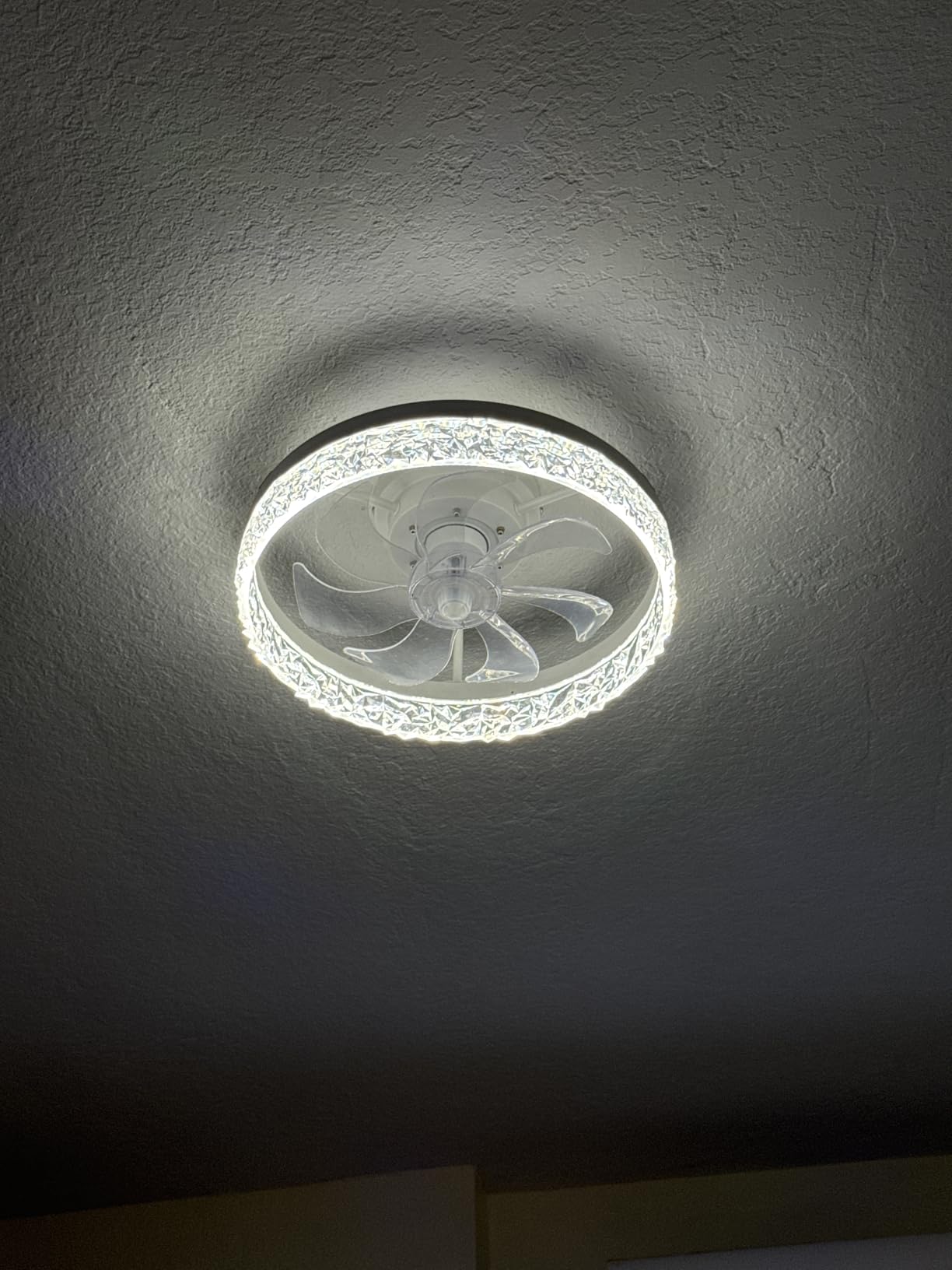 addlon Ceiling Fans with Lights and Remote, 20'' Low Profile Ceiling Fans, 3000-6000K Dimmable Modern Flush Mount LED Fan Light, Fandelier Ceiling Fan for Bedroom, Kitchen, Living Room, Black - Customer Photo 1