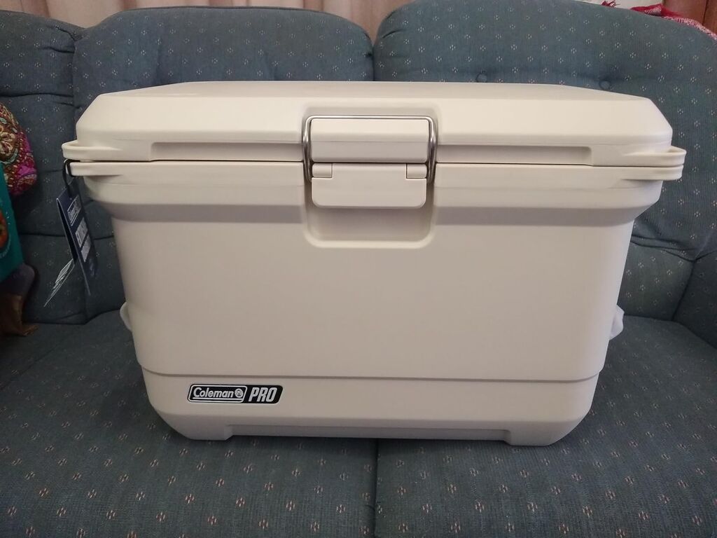 Coleman Pro Heavy-Duty 55qt Wheeled Ultra-Light Premium Hard Cooler - Customer Photo 2