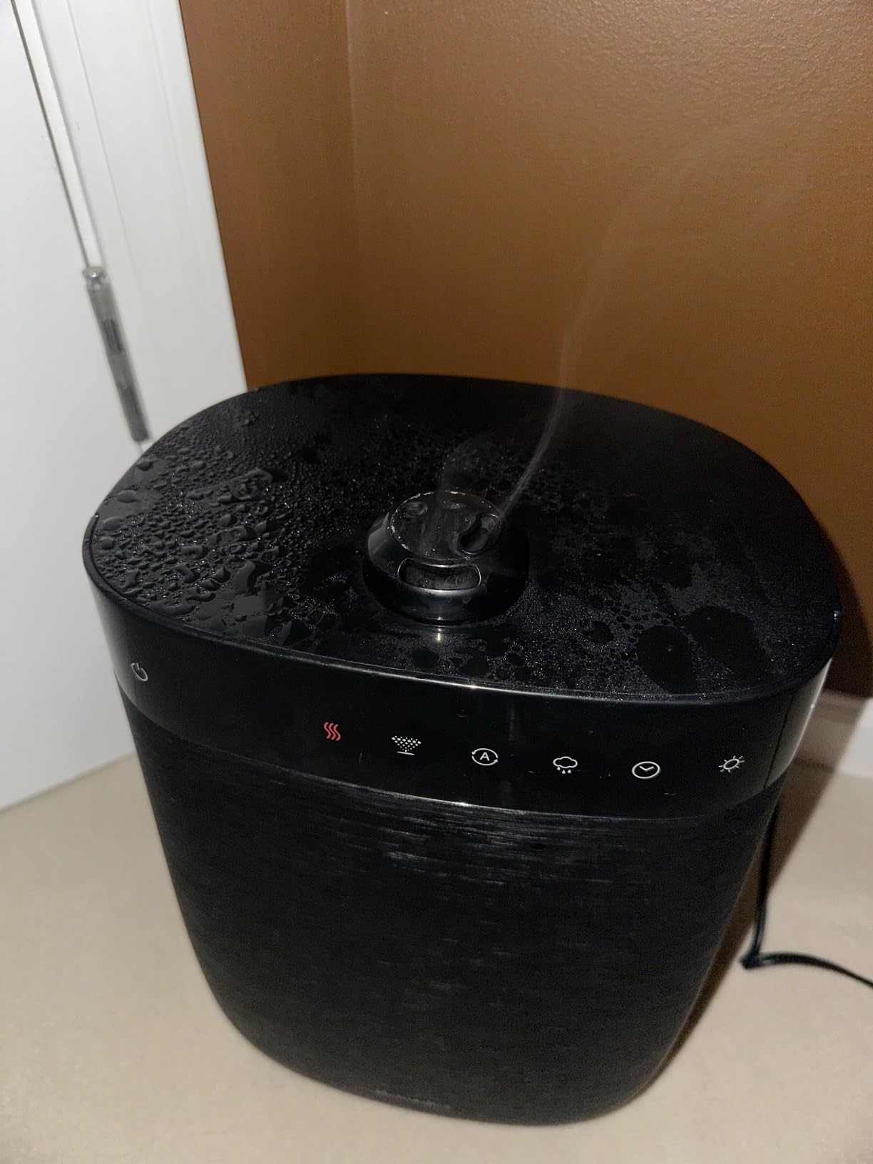 Homedics Deluxe Ultrasonic Humidifier for Large Rooms, Warm or Cool Mist, UV-C Technology, 1.5-Gallon Top Fill Tank, Smart Digital Programmable Humidistat, Home Dry Air Relief, Aromatherapy - Customer Photo 1