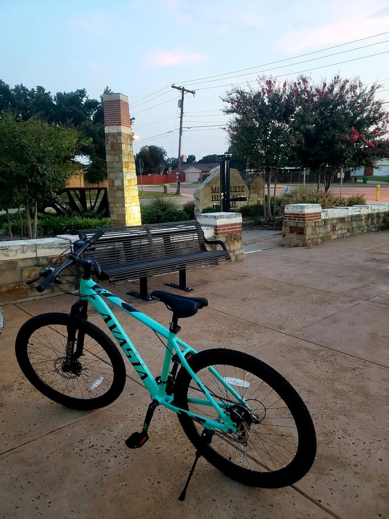 AVASTA AV300 26 27.5 inch Mountain Bike with 21-Speed,Aluminum Frame, Dual Disc Brake, Comfortable Saddle,Multiple Colors Customer Review AVASTA AV300 26 27.5 inch Mountain Bike with 21-Speed,Aluminum Frame, Dual Disc Brake, Comfortable Saddle,Multiple Colors - Customer Photo 1