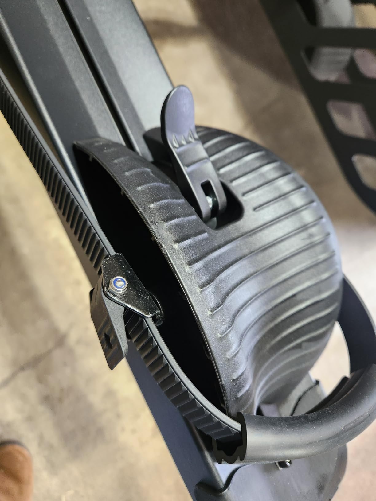 E-Bike Rack with Ramp, Hitch 2 Bike Rack, 200 lbs Capacity Electric Bike Carrier, Foldable Platform Mount for Cars, Trucks, SUVs, Minivans, Up to 5-Inch Fat Tire for 2'' Receiver - Customer Photo 1