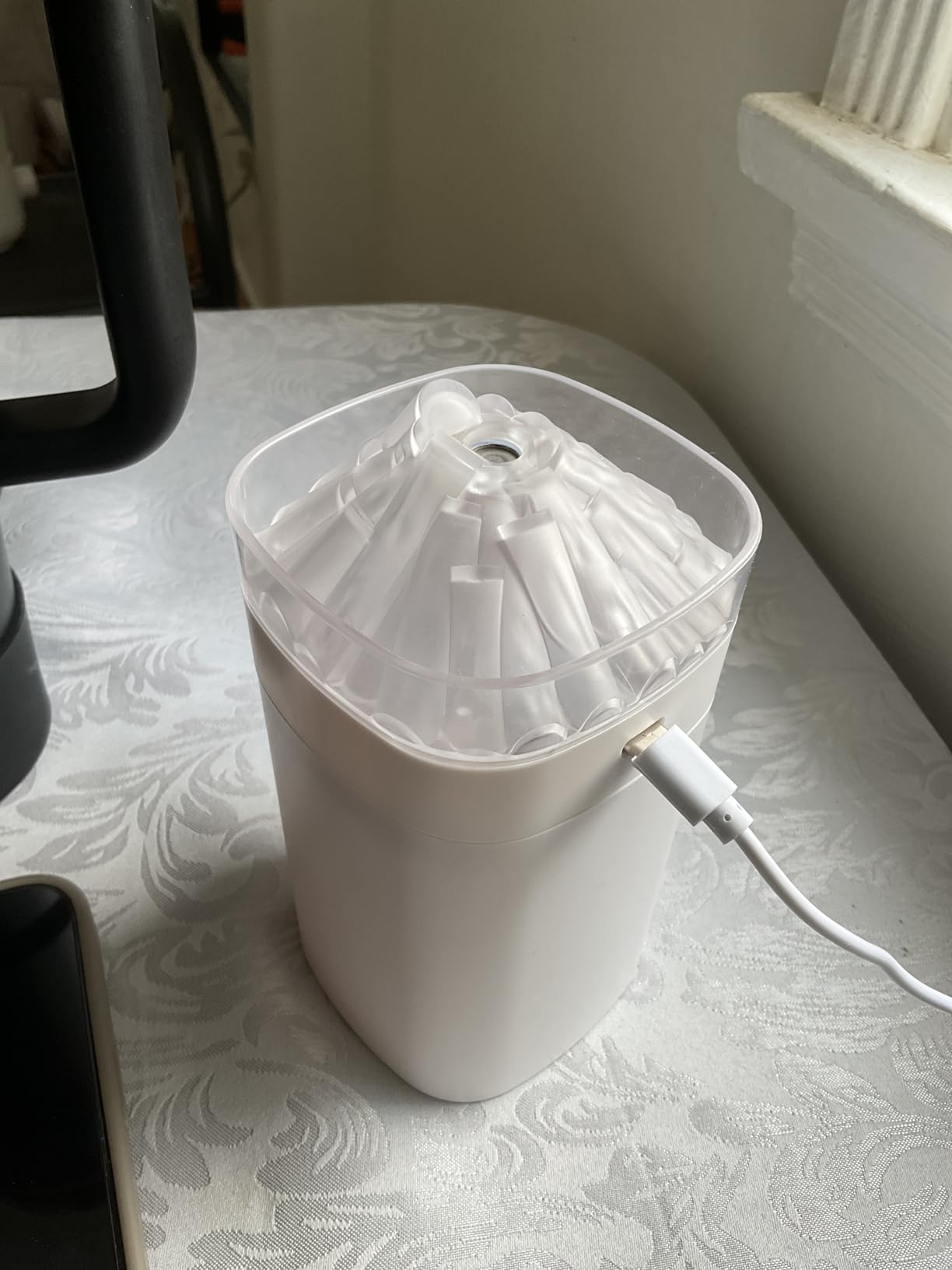 Portable Mini Humidifier, 400ml Small Humidifier with 2 Modes Large Spray, USB Personal Desktop Humidifiers for Home Bedroom Car Office Travel Yoga with 7 Color LED Light, Auto-Off, Bass Work(Black) - Customer Photo 1