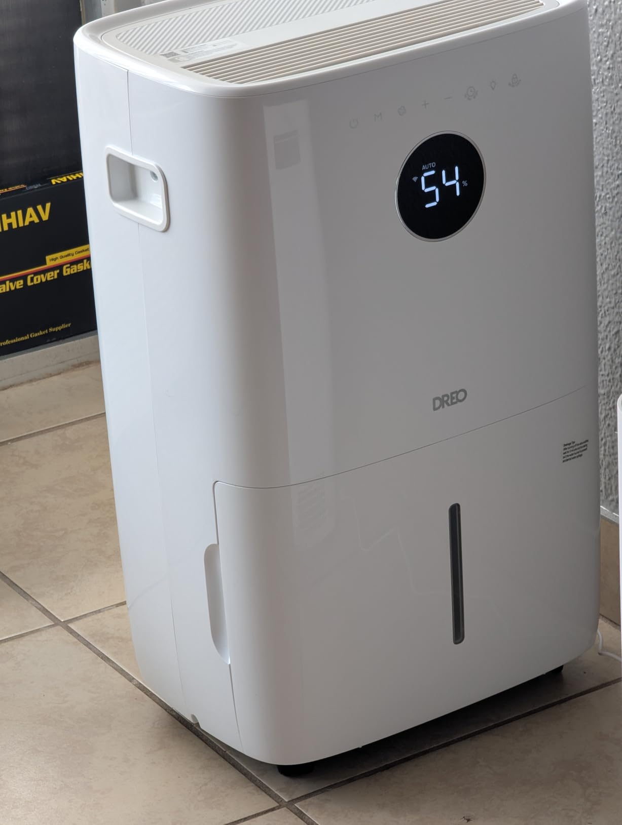 Dreo 110-Pint Smart Dehumidifier for Basement, 4500 Ft² for Large Room, 2 Gallon Water Tank, Auto/Comfort/Constant Mode Dehumidifiers for Home, Bedroom, Bathroom, with Drain Hose, White, 711S - Customer Photo 1