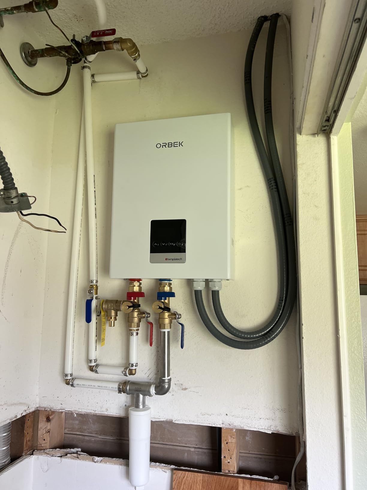 18kW Tankless Water Heater Electric, ORBEK Instant On Demand Hot Water Heater 240V, Up to 4.17 GPM, Supply for 2-3 Fixtures Simultaneously, within 1℉ Stable Temp, ETL Certified, Indoor Installation - Customer Photo 3