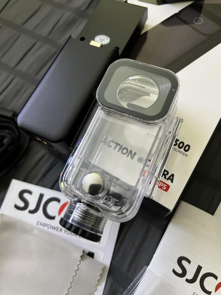 SJCAM C300 Pocket Travel Action Camera 4K,7Hour Power,154° Wide FOV Video Recording,6-Axis Stabilization,Dual-Touch Screen Body Camera,30M Waterproof,Vlogging and Youtube Live Streaming,Black 64G card - Customer Photo 1