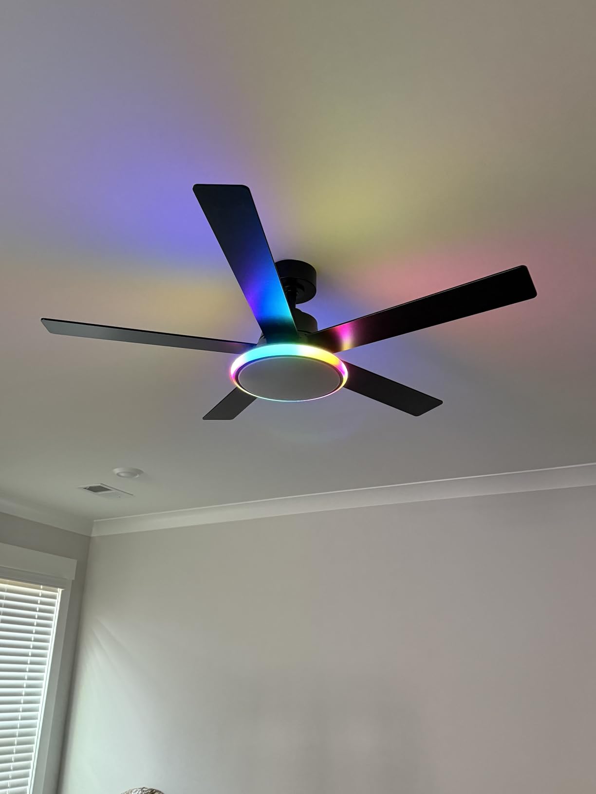 Lumary 52'' Smart Ceiling Fan with RGBAI Lights Remote, WiFi Bluetooth Low Profile Ceiling Fan with Alexa Google App, Dimmable & Color Tuning, 46 Scene, Modern Flush Mount for Bedroom Living Room - Customer Photo 1