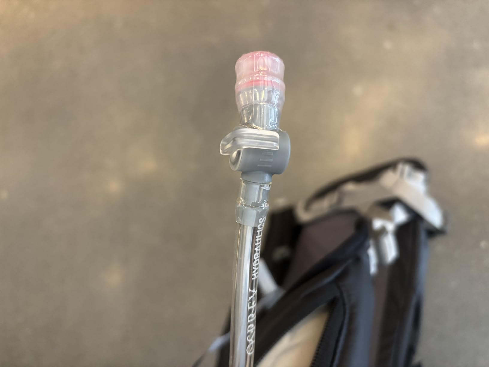 Osprey Glade - Ski and Snowboard Hydration Backpack - Cold-Weather Winter - 2.5L Water Reservoir and Insulated Harness Customer Review Osprey Glade - Ski and Snowboard Hydration Backpack - Cold-Weather Winter - 2.5L Water Reservoir and Insulated Harness - Customer Photo 1