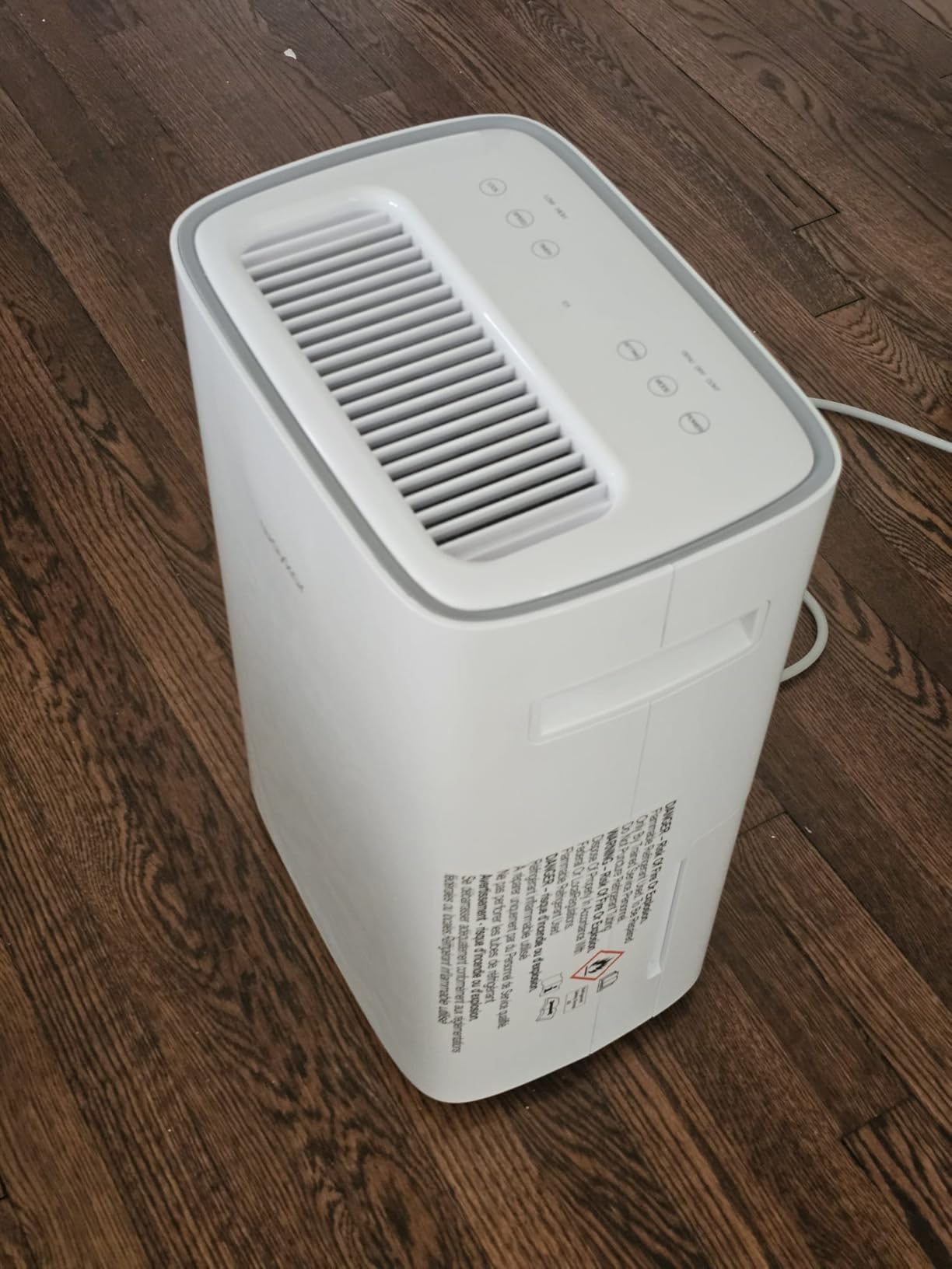 Waykar 2000 Sq. Ft. Energy Star 2025 Dehumidifier for Basement & Home,Adjusts from 15% RH With Drain Hose, Ultra Quiet 35 dB for Bedroom & Bathroom - Customer Photo 1