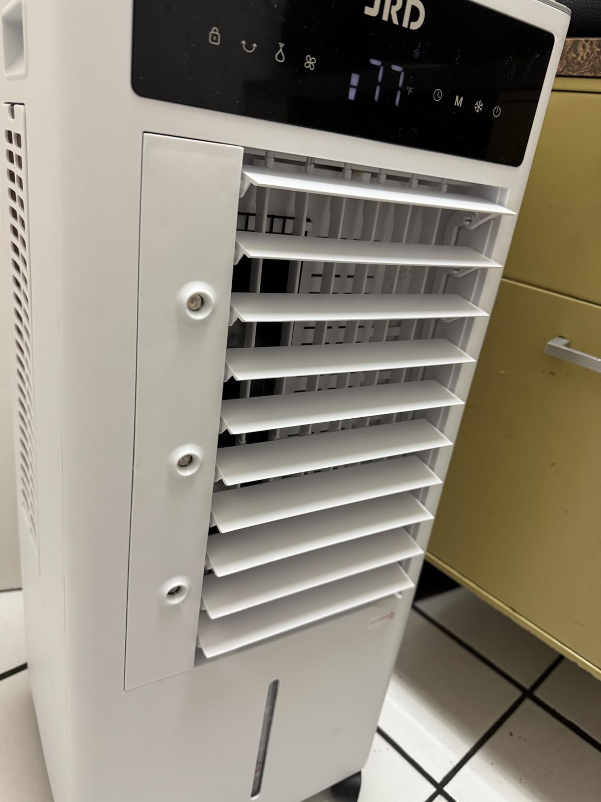 JRD Portable Air Conditioner, Portable Evaporative Air Cooler with Remote, 12H Timer, 4 Ice Pack, 2.4Gal Tank, 4 Mode&3 Speed, Mist Function, Swamp Cooler Cooling Fan for Bedroom Home Office Garage - Customer Photo 1