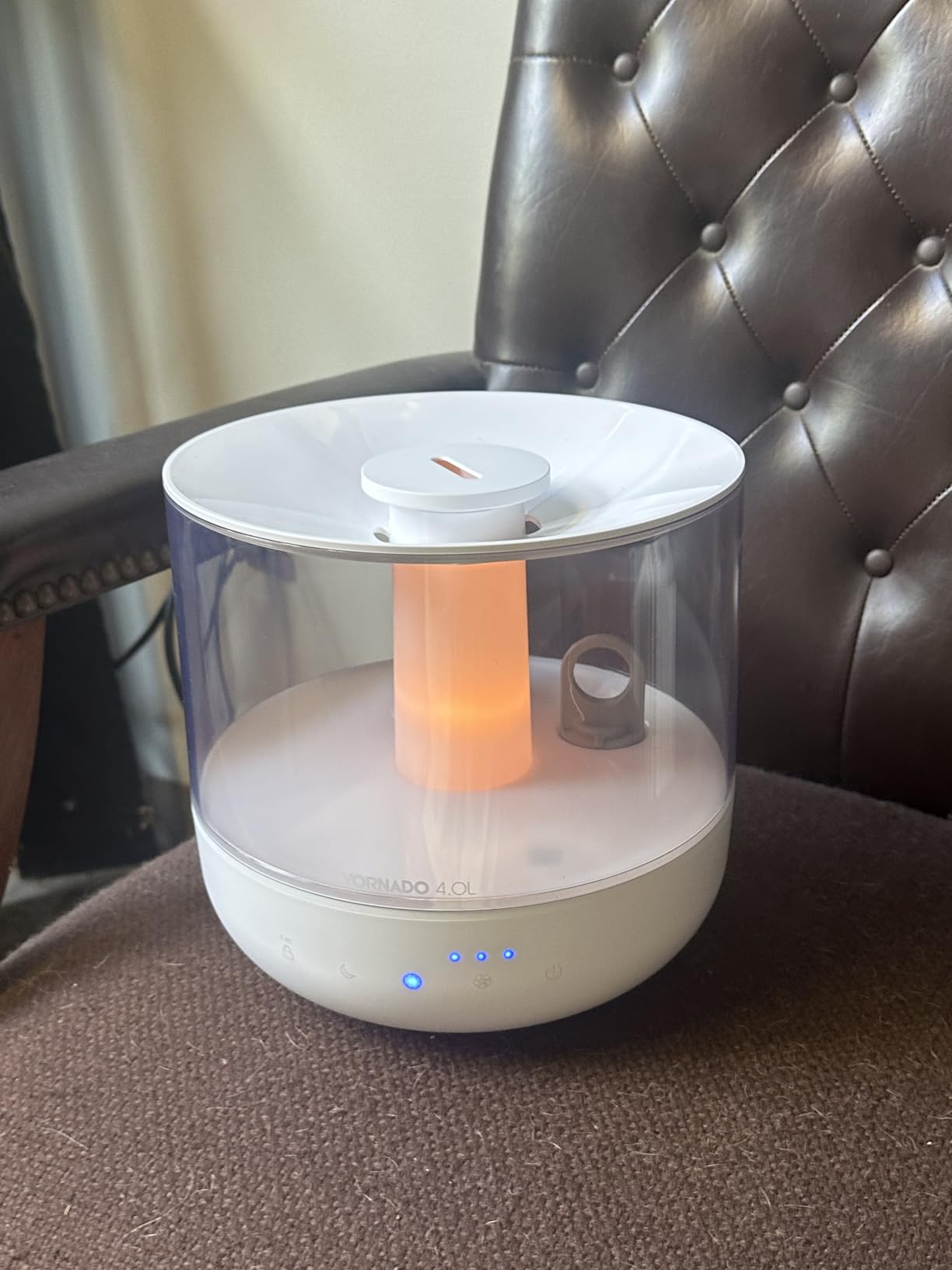 Vornado MISTIC 4 Whole Room Ultrasonic Humidifier, Top-Fill, Aromatherapy, 1-Gallon Tank, 1.5-Gallon Output, 3 Mist Settings, Independent Ambient Lighting, Whisper-Quiet Operation, Included Scent Pads - Customer Photo 2