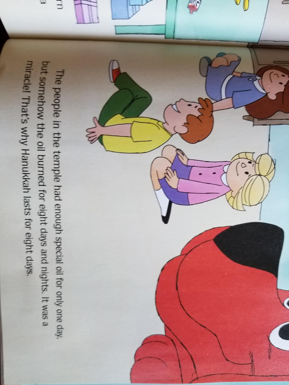 Clifford Celebrates Hanukkah (Classic Storybook) - Customer Photo 1