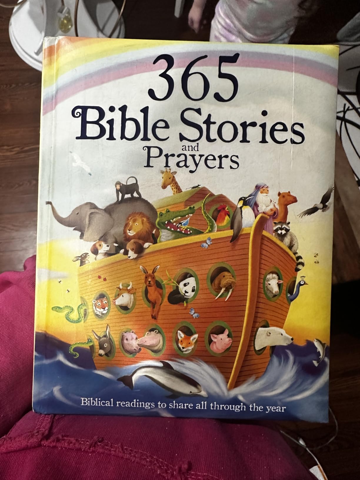 365 Bible Stories and Prayers Padded Treasury - Gift for Easter, Christmas, Communions, Baptism, Birthdays (Little Sunbeams) - Customer Photo 2