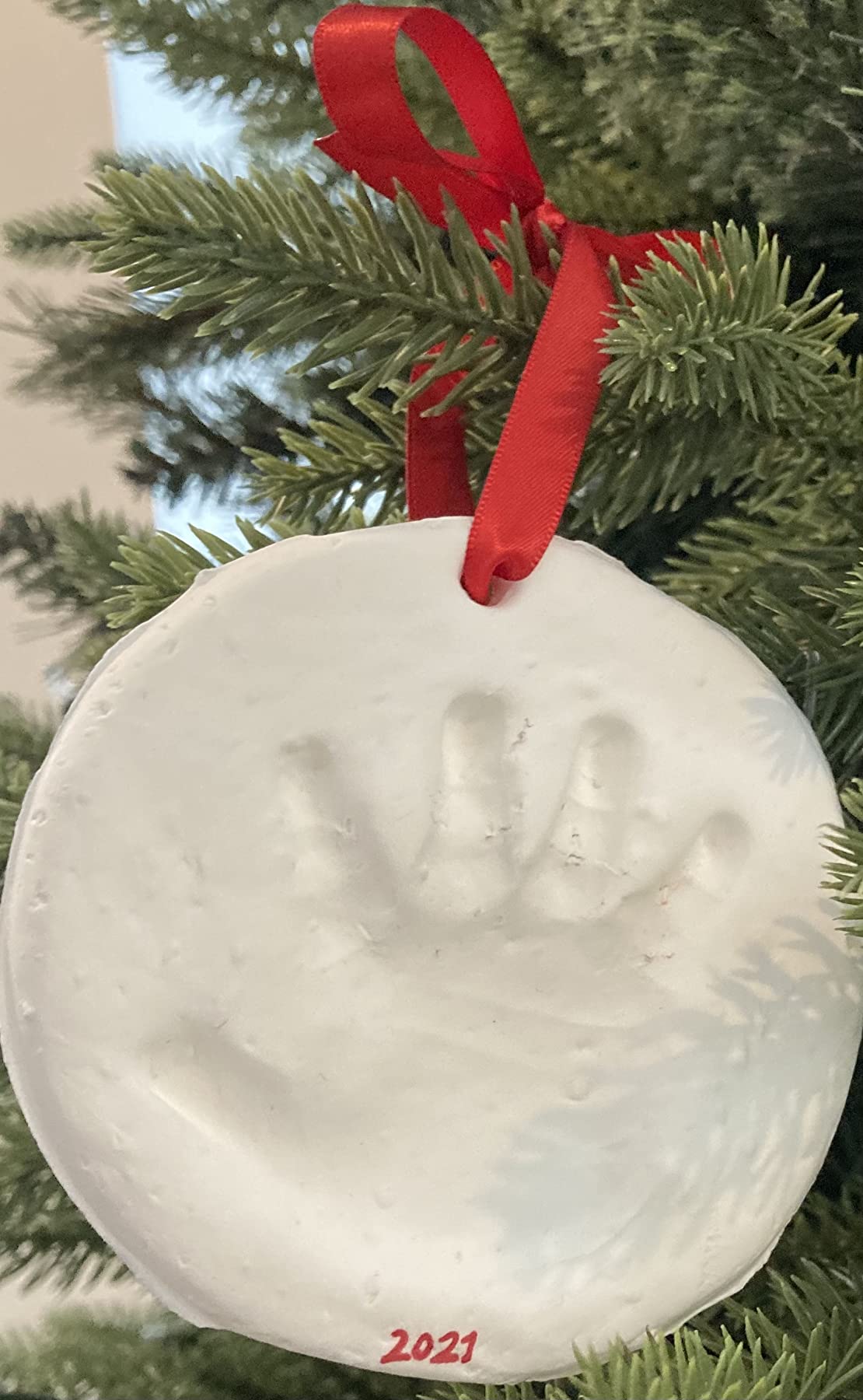Pearhead Babyprints Ornament, Baby's First Christmas Holiday Keepsake, Newborn Handprint or Footprint Clay Kit, Easy No-Bake DIY Impression, Gender-Neutral Baby Gift - Customer Photo 1