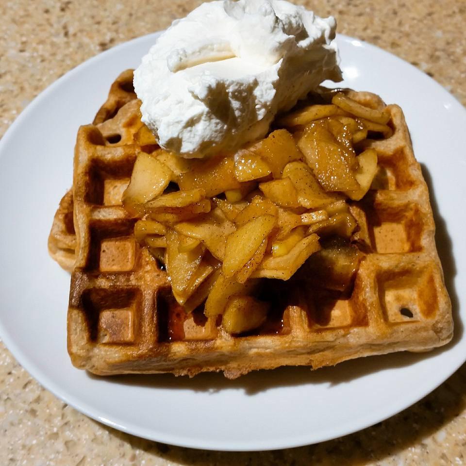 Hamilton Beach Belgian Mini Waffle Maker with Shade Control, Makes 2 at Once, Create Personalized Keto Chaffles and Hash Browns, PFAS-Free Non-Stick Plates, Compact Design, Stainless Steel (26009) Customer Review Hamilton Beach Belgian Mini Waffle Maker with Shade Control, Makes 2 at Once, Create Personalized Keto Chaffles and Hash Browns, PFAS-Free Non-Stick Plates, Compact Design, Stainless Steel (26009) - Customer Photo 2