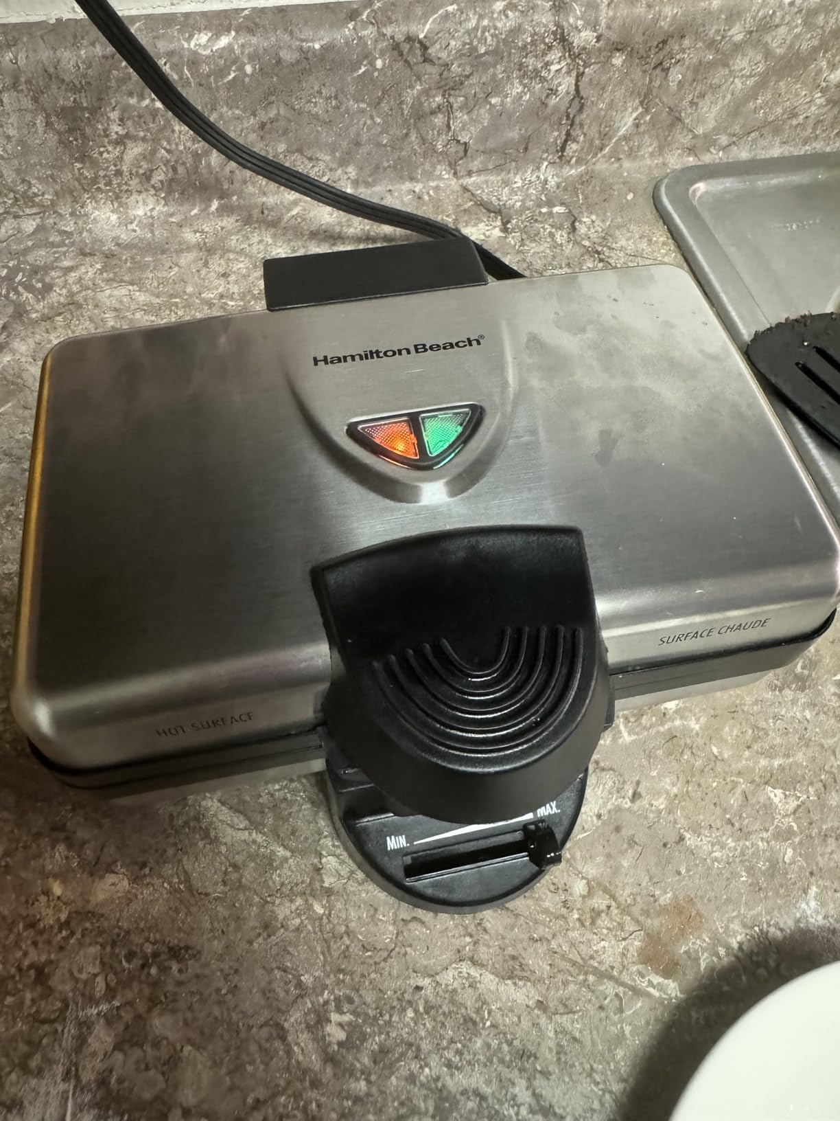 Hamilton Beach Belgian Mini Waffle Maker with Shade Control, Makes 2 at Once, Create Personalized Keto Chaffles and Hash Browns, PFAS-Free Non-Stick Plates, Compact Design, Stainless Steel (26009) Customer Review Hamilton Beach Belgian Mini Waffle Maker with Shade Control, Makes 2 at Once, Create Personalized Keto Chaffles and Hash Browns, PFAS-Free Non-Stick Plates, Compact Design, Stainless Steel (26009) - Customer Photo 5