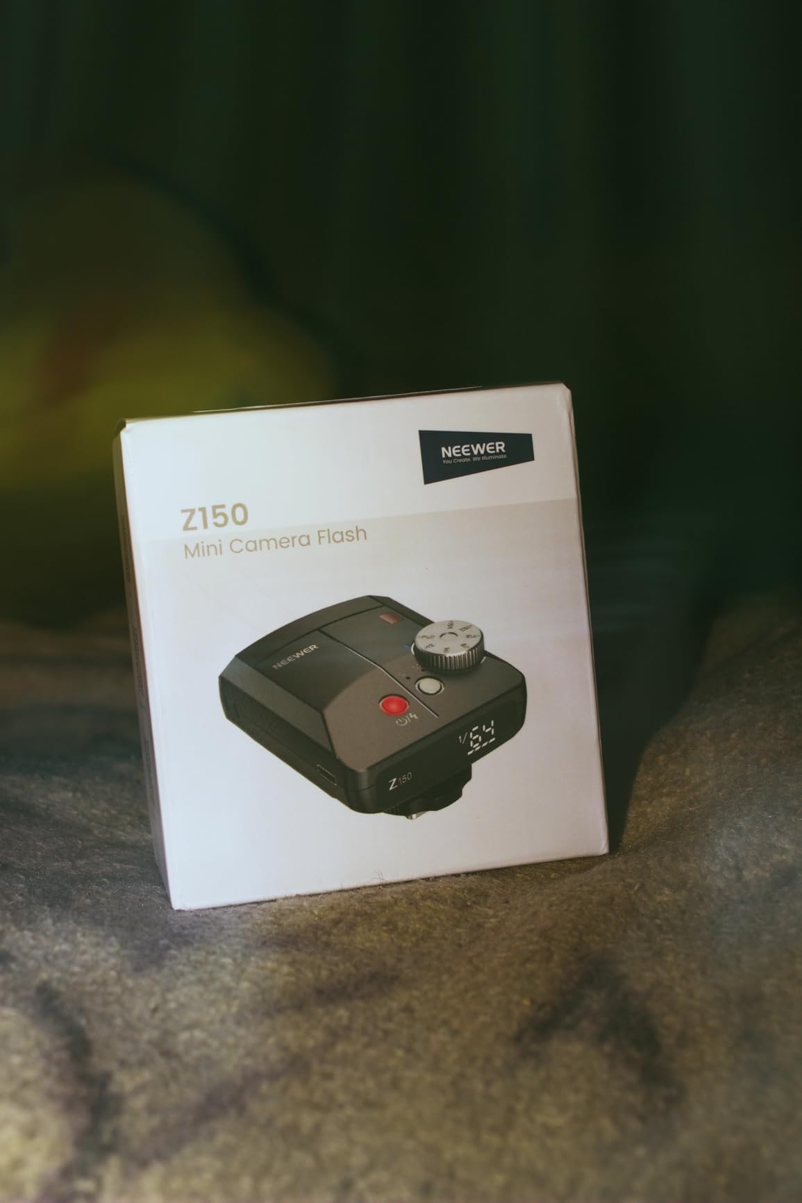 Neewer TT560 Flash Speedlite for Canon Sony Nikon Panasonic Olympus Pentax and Other DSLR Cameras, Digital Camera Speedlight with Standard Hot Shoe - Customer Photo 2