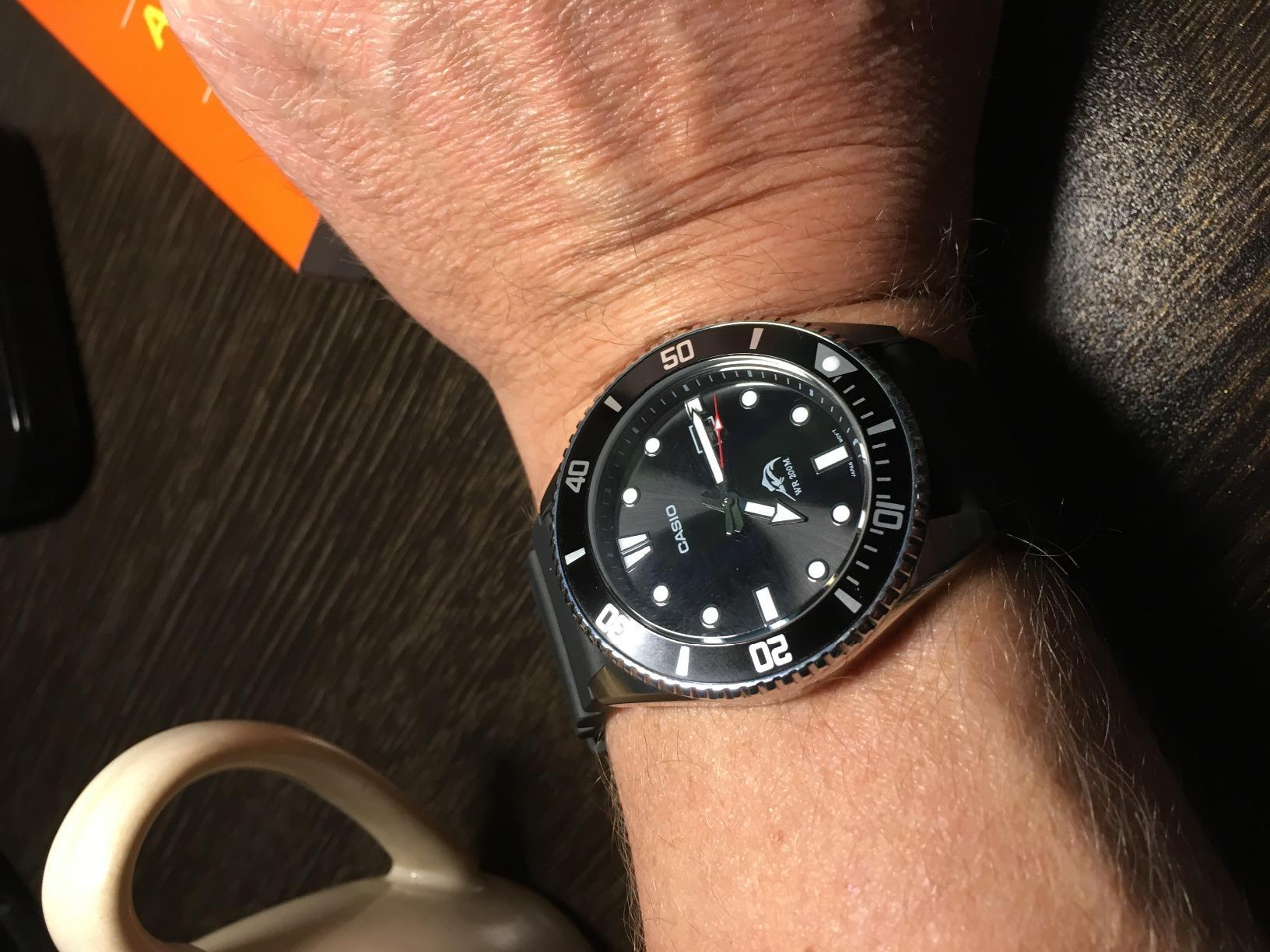 MDV106 Series | Unisex Analog Watch | 200M WR | Stainless Steel Case | Resin Band - Customer Photo 1