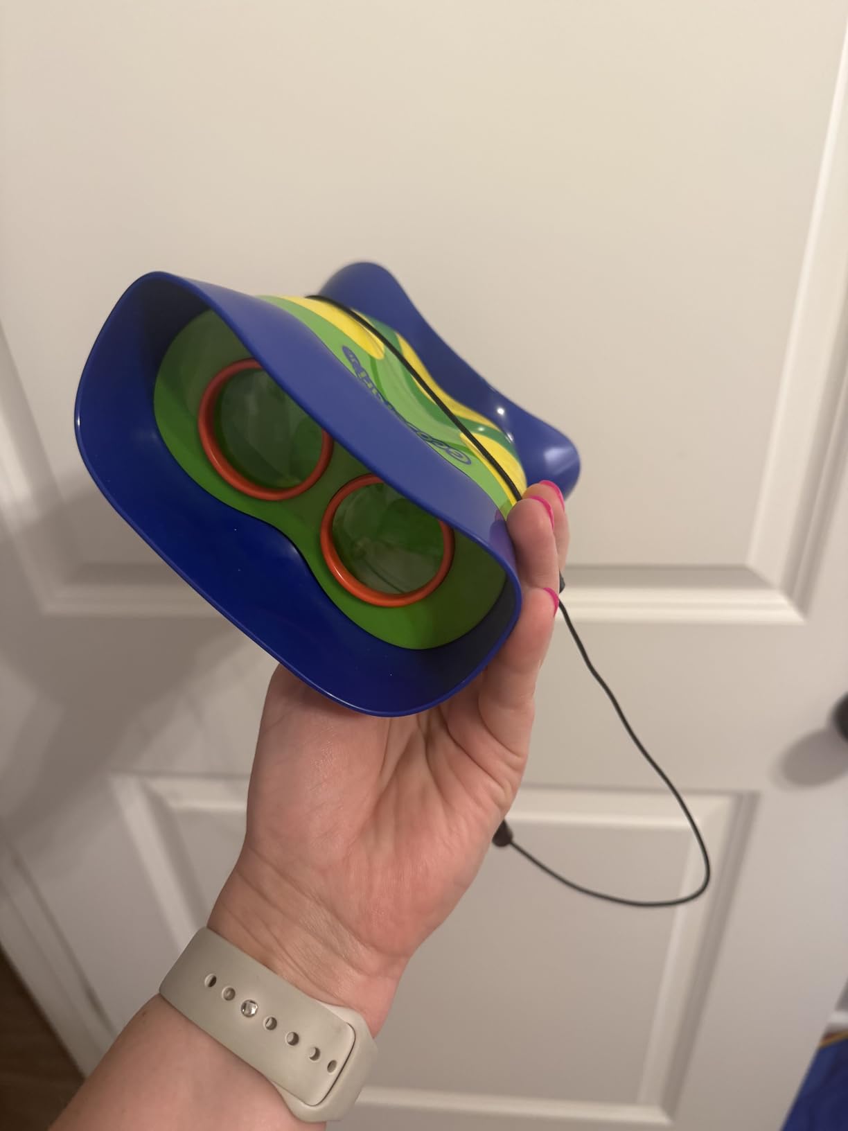 Educational Insights GeoSafari Jr. Kidnoculars, Binoculars for Toddlers & Kids, Easter Basket Stuffers for Kids, Gift for Toddlers Ages 3+ - Customer Photo 4