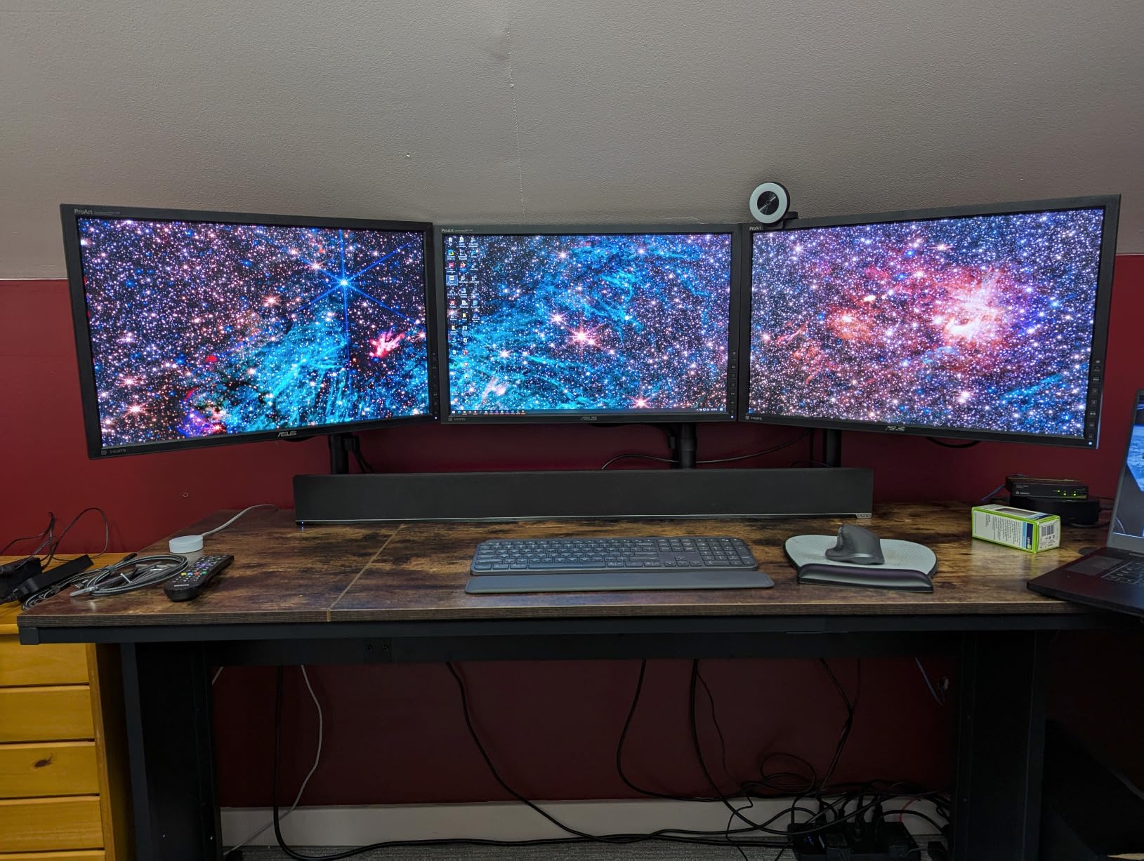 VIVO Single 13 to 38 inch Ultrawide Monitor Arm Desk Mount, Regular Screens up to 32 inches, 22 lbs capacity, Fully Adjustable Stand with C-Clamp and Grommet Base, Black, STAND-V001 Customer Review VIVO Single 13 to 38 inch Ultrawide Monitor Arm Desk Mount, Regular Screens up to 32 inches, 22 lbs capacity, Fully Adjustable Stand with C-Clamp and Grommet Base, Black, STAND-V001 - Customer Photo 1