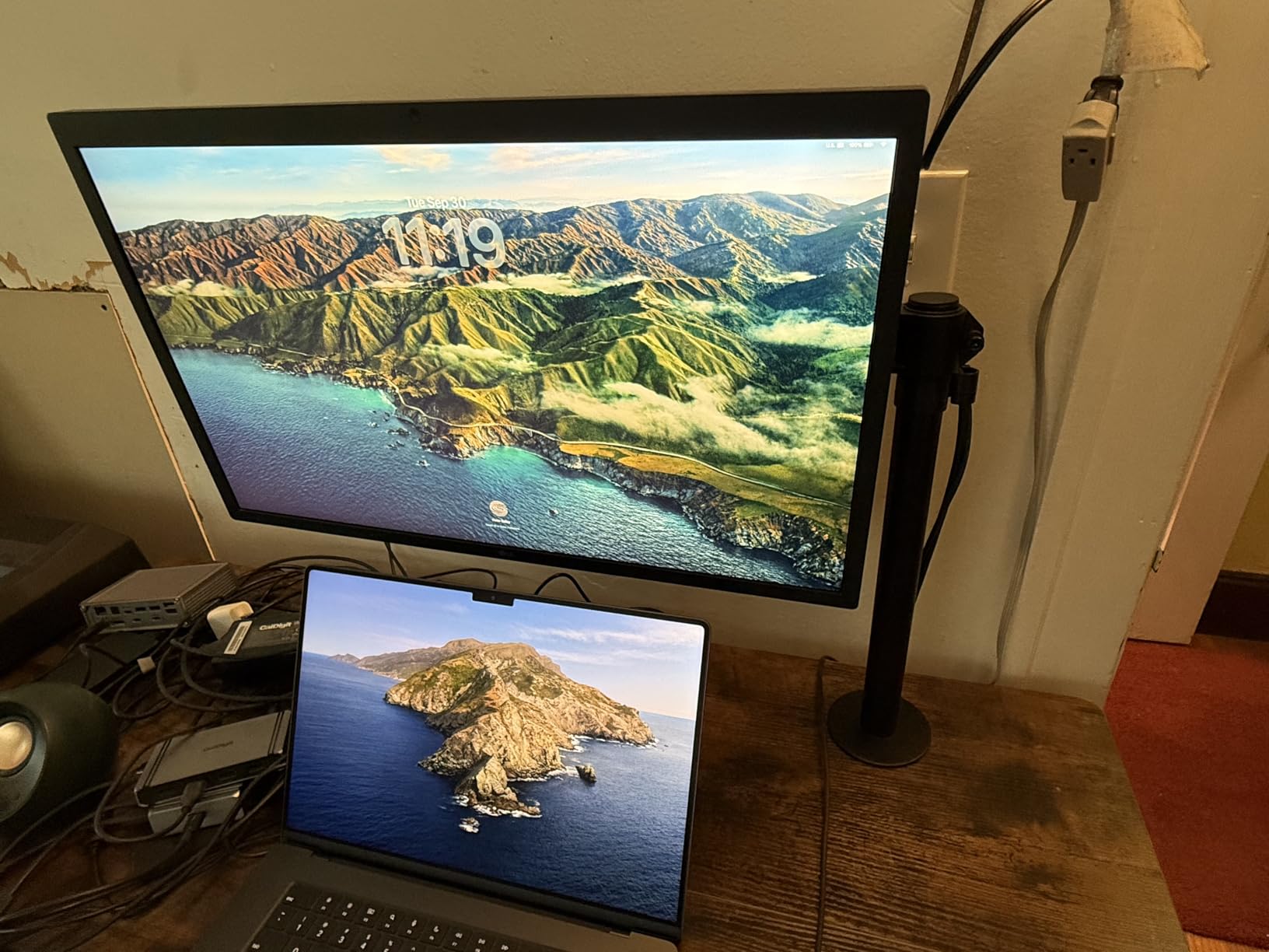 VIVO Single 13 to 38 inch Ultrawide Monitor Arm Desk Mount, Regular Screens up to 32 inches, 22 lbs capacity, Fully Adjustable Stand with C-Clamp and Grommet Base, Black, STAND-V001 Customer Review VIVO Single 13 to 38 inch Ultrawide Monitor Arm Desk Mount, Regular Screens up to 32 inches, 22 lbs capacity, Fully Adjustable Stand with C-Clamp and Grommet Base, Black, STAND-V001 - Customer Photo 2