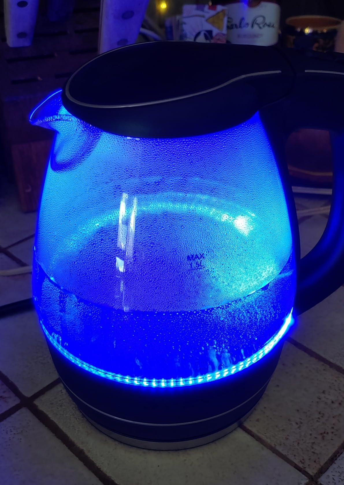 OVENTE Electric Kettle, 1.5L Borosilicate Glass Countertop Water Heater and Boiler for Coffee or Tea, BPA-Free, Auto Shut-Off, Boil-Dry Protection, Removable and Washable Spout Filter, Black KG83B - Customer Photo 3