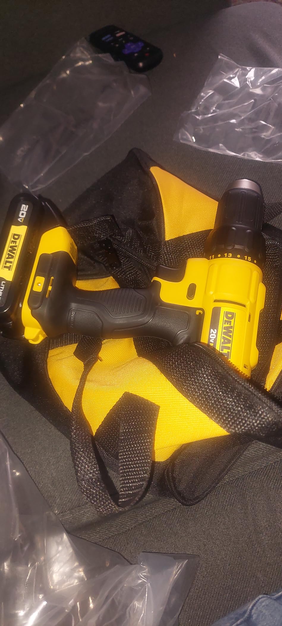 DEWALT 20V Max Cordless Drill/Driver Kit, 2 Batteries and Charger Included (DCD771C2) Customer Review DEWALT 20V Max Cordless Drill/Driver Kit, 2 Batteries and Charger Included (DCD771C2) - Customer Photo 2