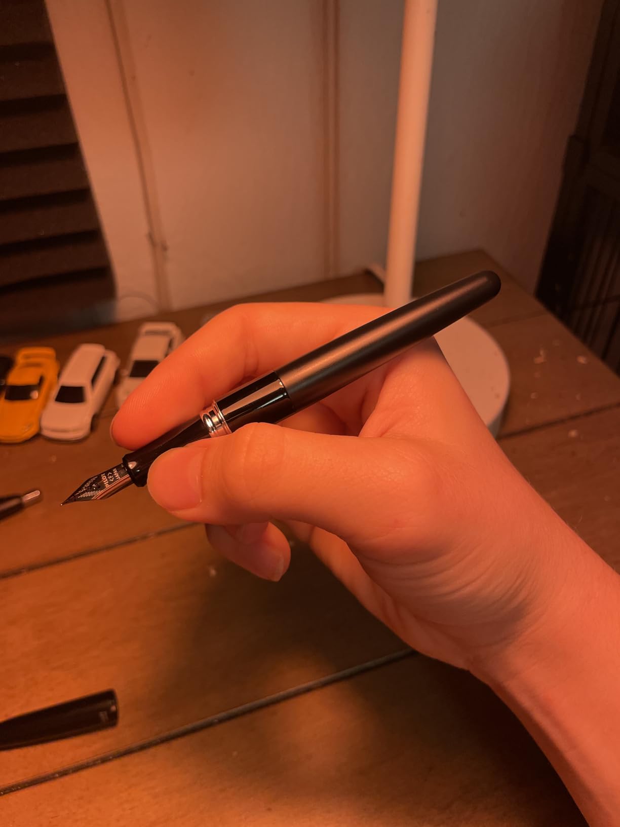 PILOT Metropolitan Collection Fountain Pen, Black Barrel, Classic Design, Fine Nib, Black Ink (91111) - Customer Photo 1