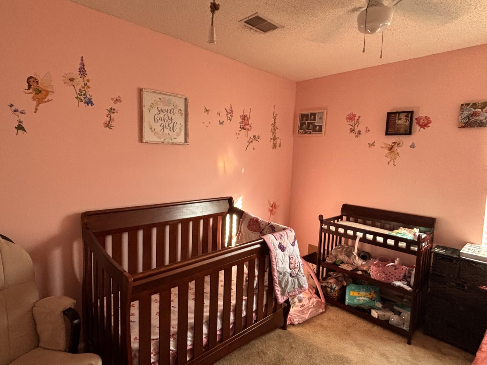 Delta Children Bentley S Series 4-in-1 Convertible Baby Crib, Chocolate - Customer Photo 1