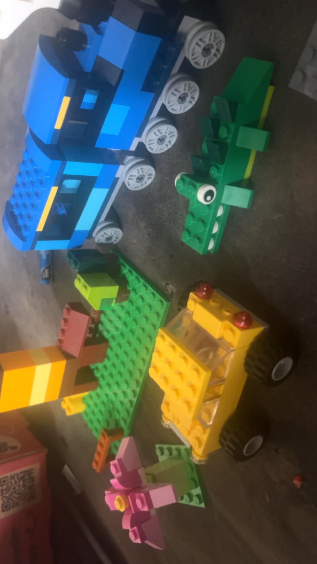 LEGO Classic Medium Creative Brick Box 10696 Building Toy Set - Featuring Storage, Includes Train, Car, and a Tiger Figure, and Playset for Kids, Boys, and Girls Ages 4-99 - Customer Photo 1