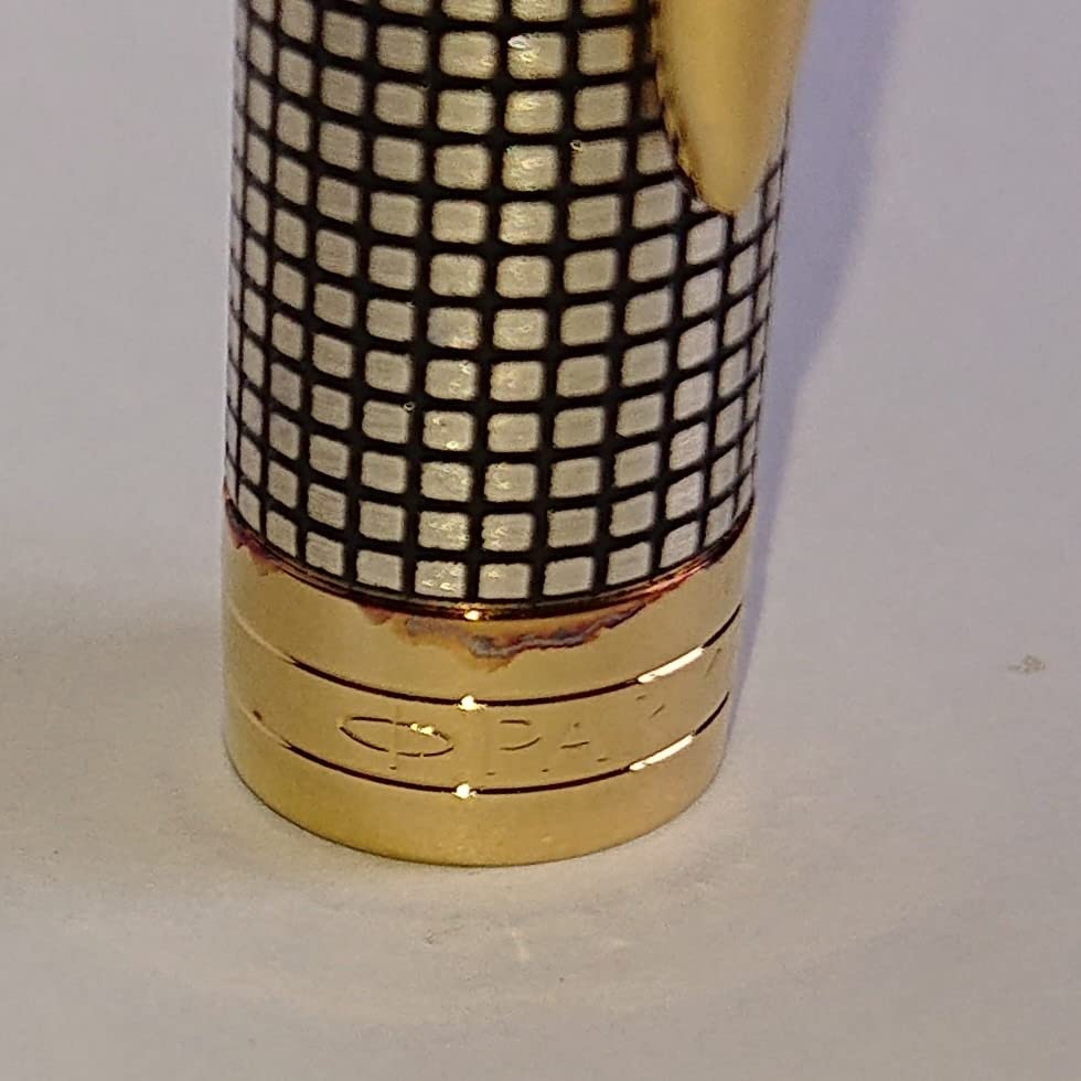 Parker Sonnet Ballpoint Pen Chiselled Silver with Gold Trim Medium Point Black Ink (1931492) - Customer Photo 4