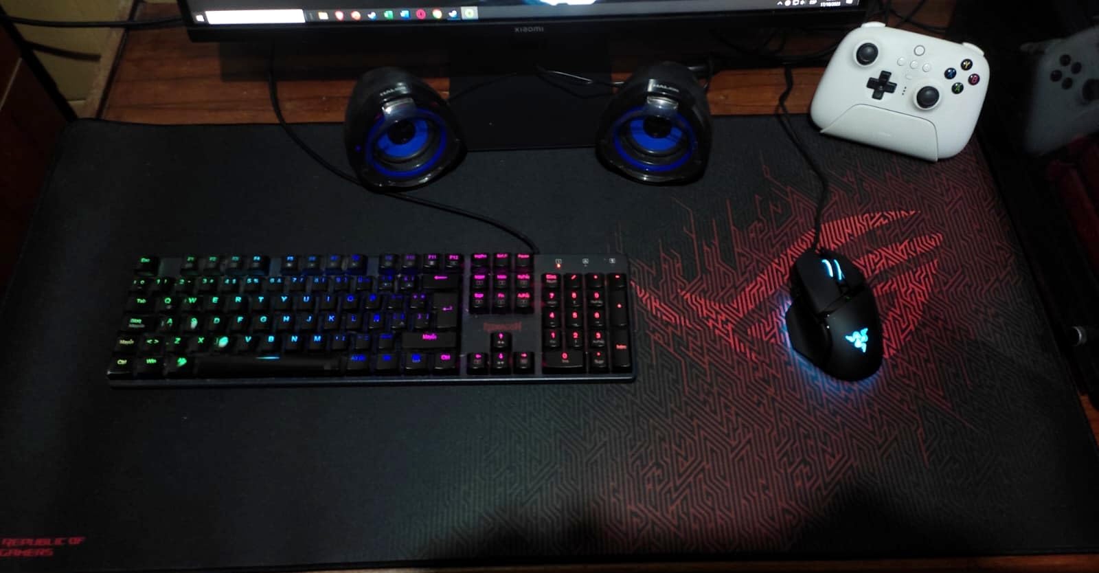 ASUS ROG Sheath Gaming Mouse Pad – 35.4 ASUS ROG Sheath Gaming Mouse Pad – 35.4