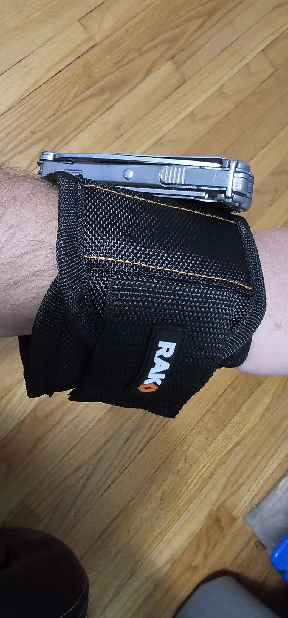 RAK Magnetic Wristband Gifts for Men - Premium Tool Belt for Holding Screws Nails with Powerful Magnets, Cool Gadgets Stocking Stuffers for Men, Holiday for Dad, Husband, Grandpa, Him - Customer Photo 1