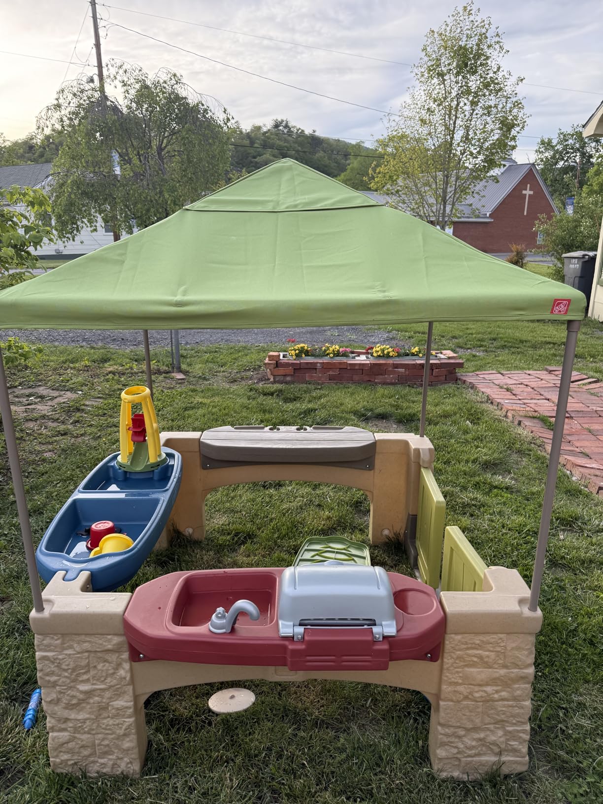 Step2 All Around Playtime Patio with Canopy Playset – Shaded Outdoor Playhouse for Kids with Realistic, Interactive Features, Room for Multiple Toddlers to Play – Dimensions: 60