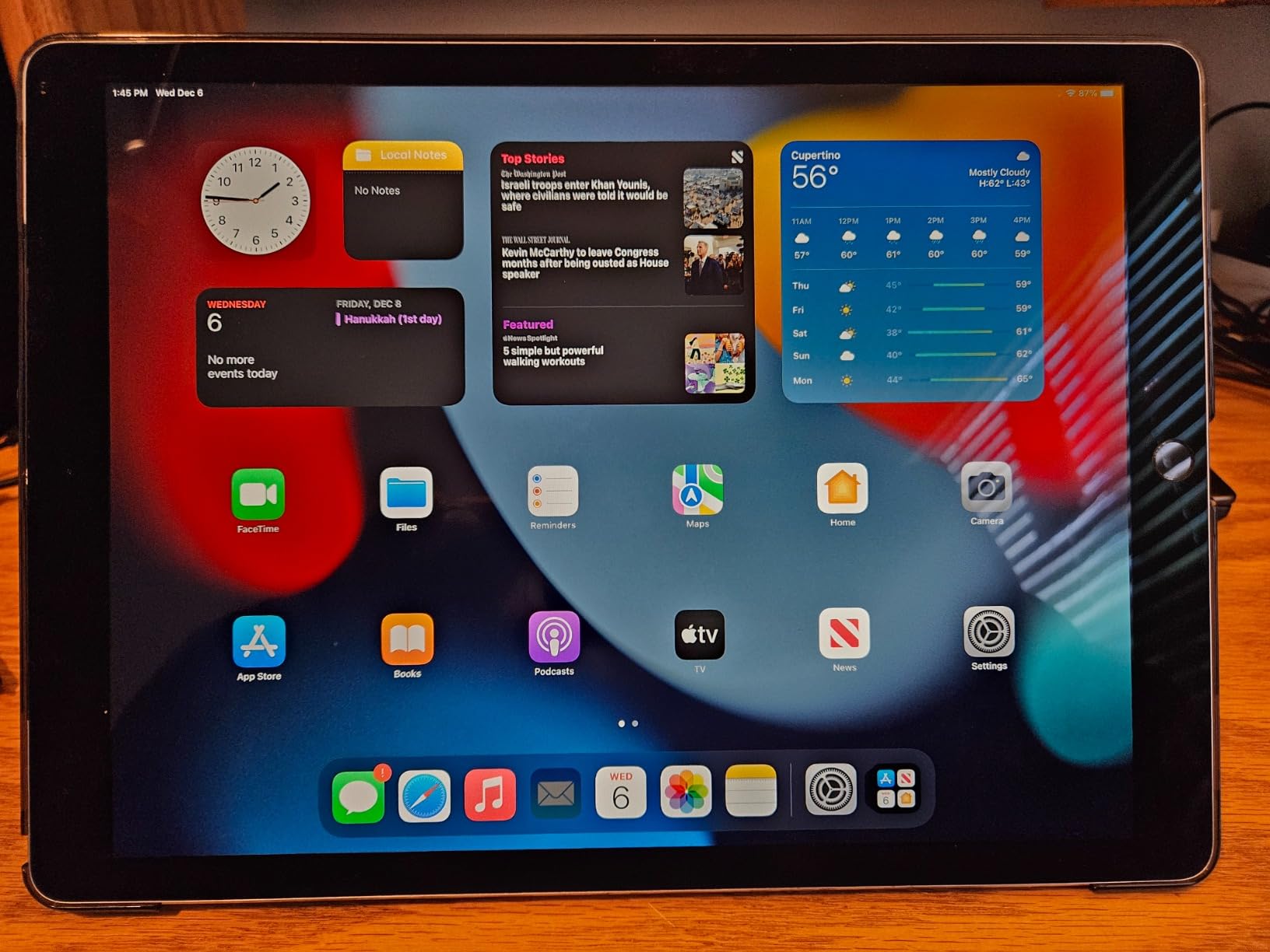 Apple iPad Pro 12.9in Tablet (256GB Wi-FI, Space Gray)(Renewed) Customer Review Apple iPad Pro 12.9in Tablet (256GB Wi-FI, Space Gray)(Renewed) - Customer Photo 4