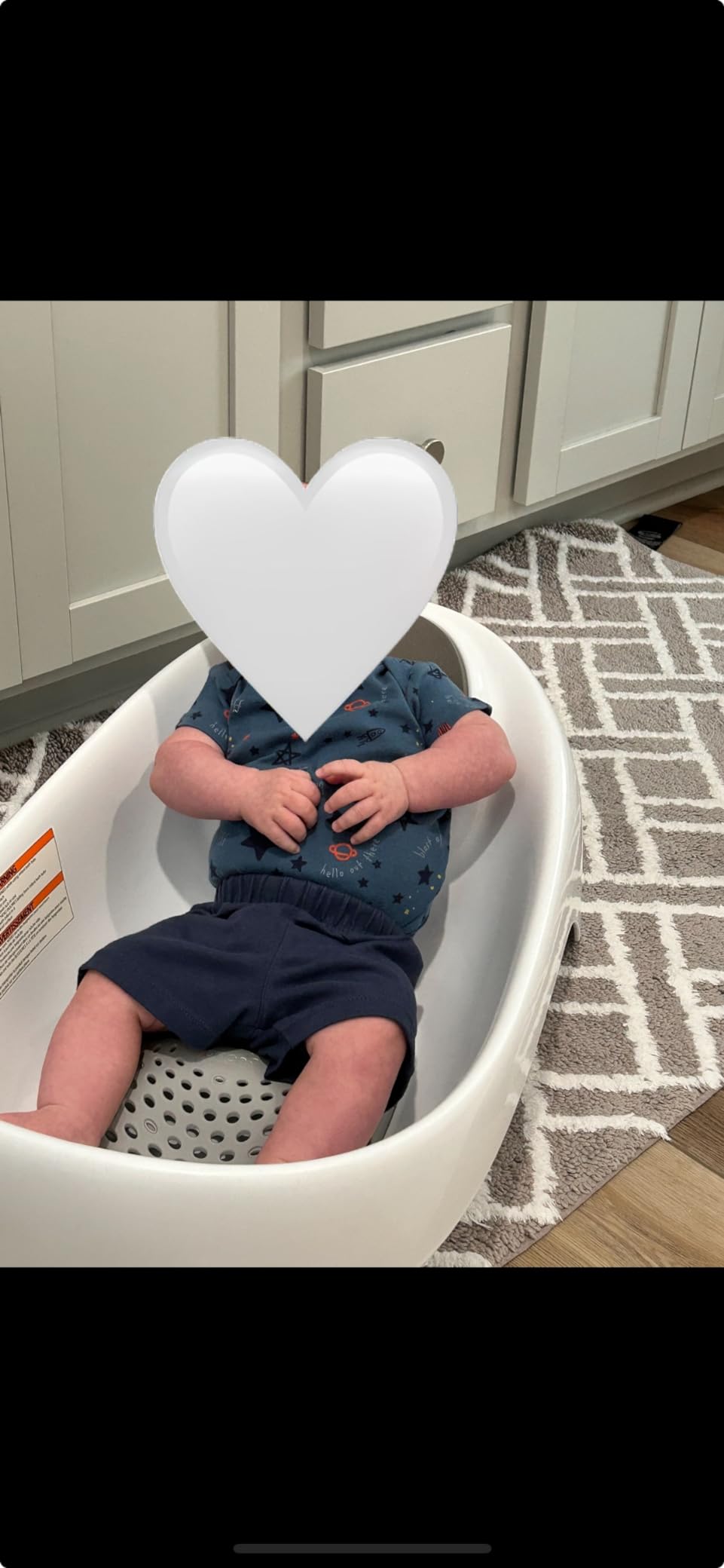 Boon Soak 3 Stage Baby Bathtub - Baby Bath Tub with Three Support Positions for Newborn to Toddlers - Color Changing Drain Plug for Ideal Bath Temperature - Gray - Ages 0 to 18 Months and Up - Customer Photo 1