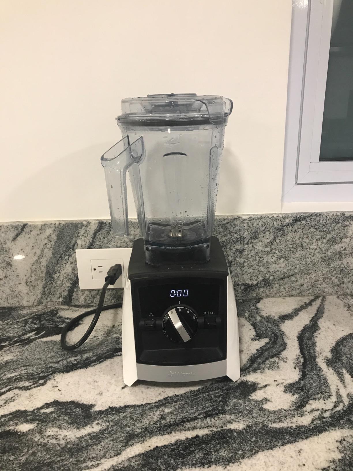 A2500 Ascent Series Smart Blender, Professional-Grade, 64 oz. Low-Profile Container, Black - Customer Photo 5