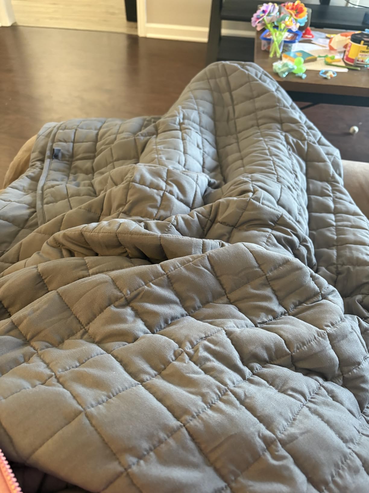 YnM 15lbs Weighted Blanket for Adults, Heavy Bed Throw Blanket with Cooling Glass Beads for All Season Use, Ideal for ~90lbs (48x72 Inches, Twin/Full, Dark Grey) - Customer Photo 1