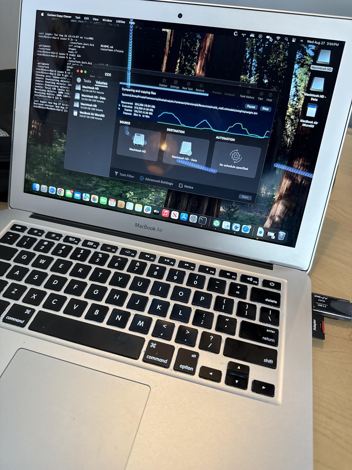 Apple Macbook Air 2017 with 1.8GHz Intel Core i5 (13-inch, 8GB RAM, 128GB SSD Storage) (QWERTY English) Silver (Renewed) - Customer Photo 1