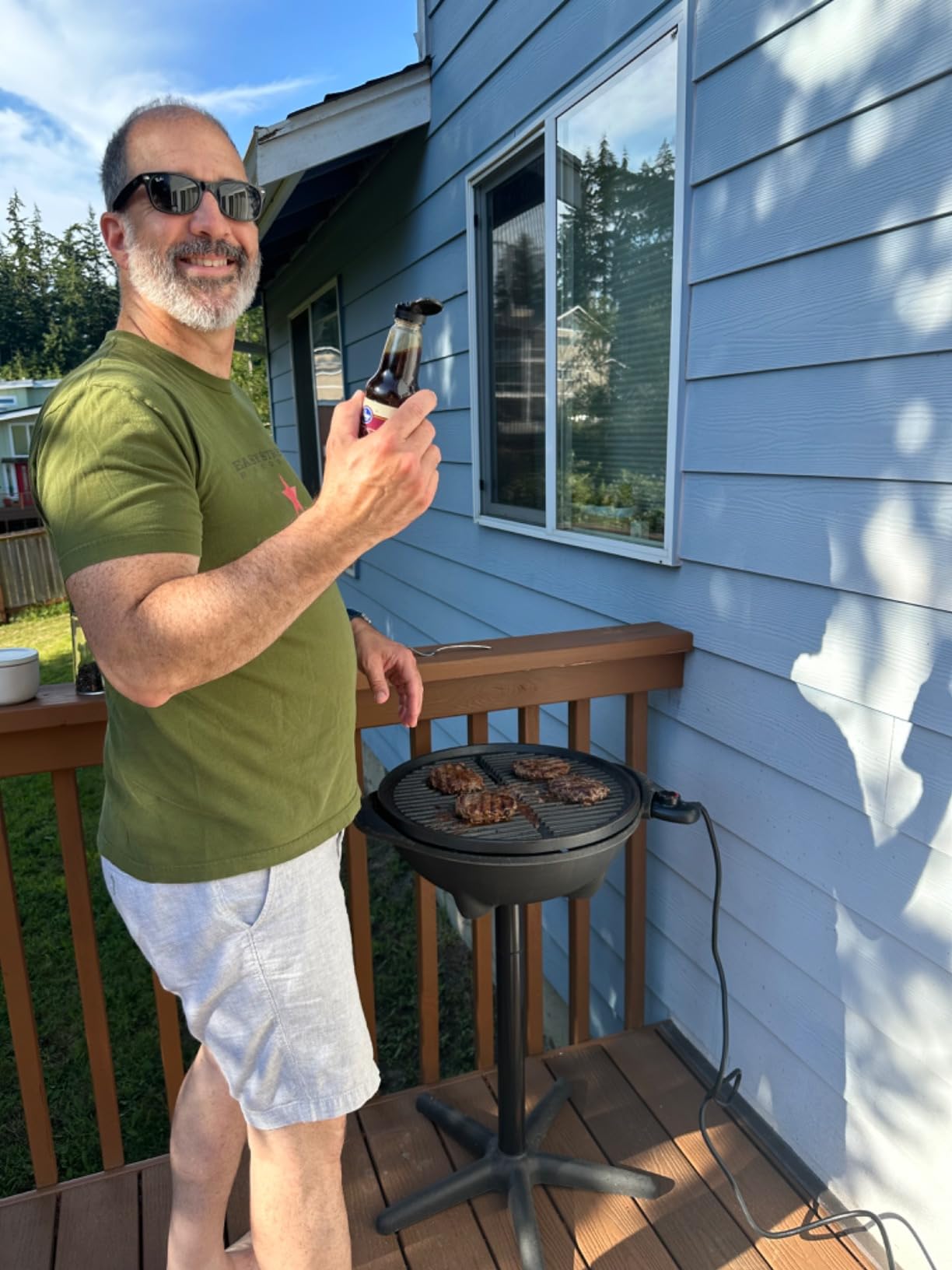 George Foreman Indoor/Outdoor Electric Patio Grill, Apartment Approved, 15-Serving, Removable Stand, Black - Customer Photo 1