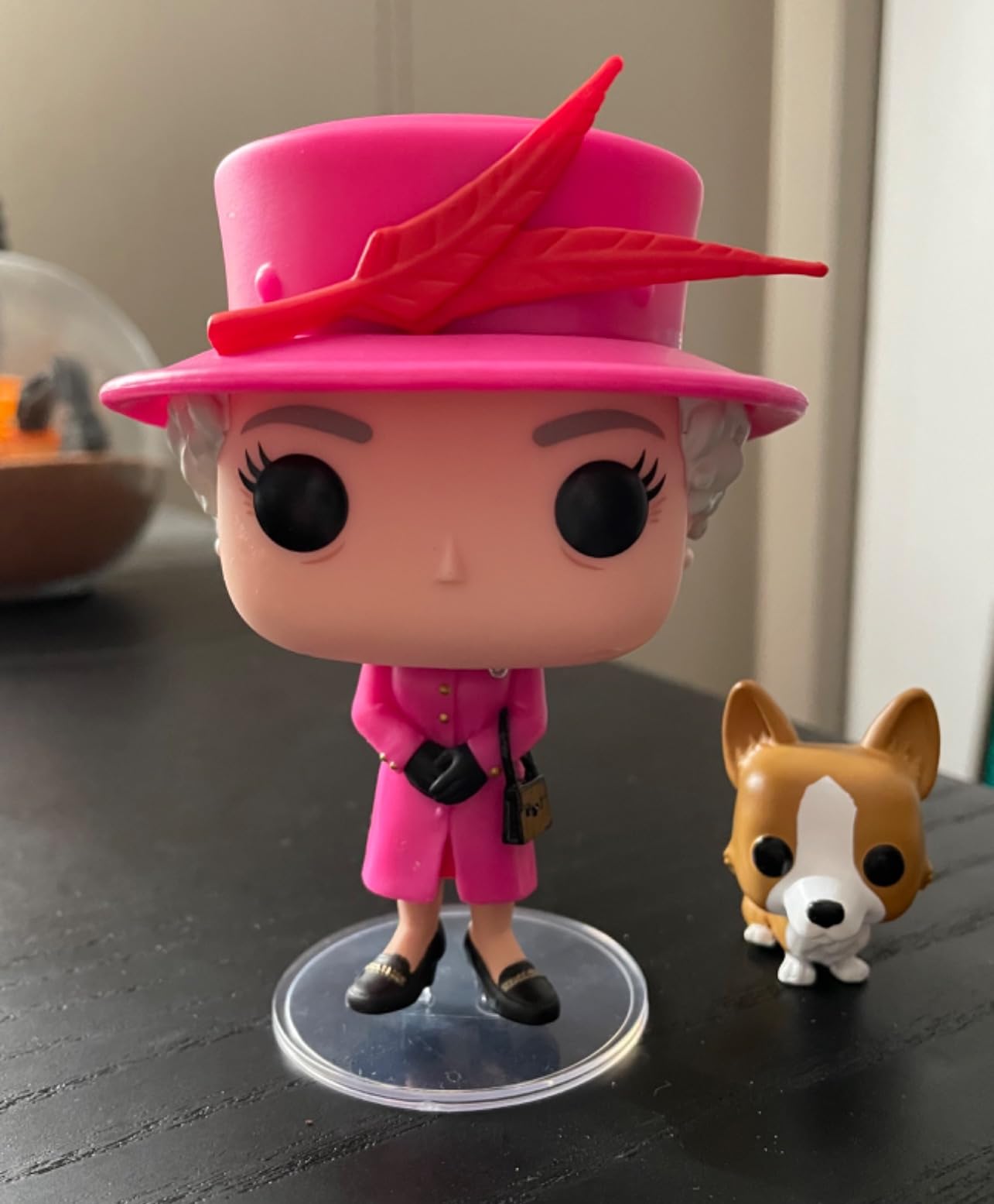 Funko POP!: Royal Family - Queen Elizabeth II Collectible Figure - Customer Photo 1