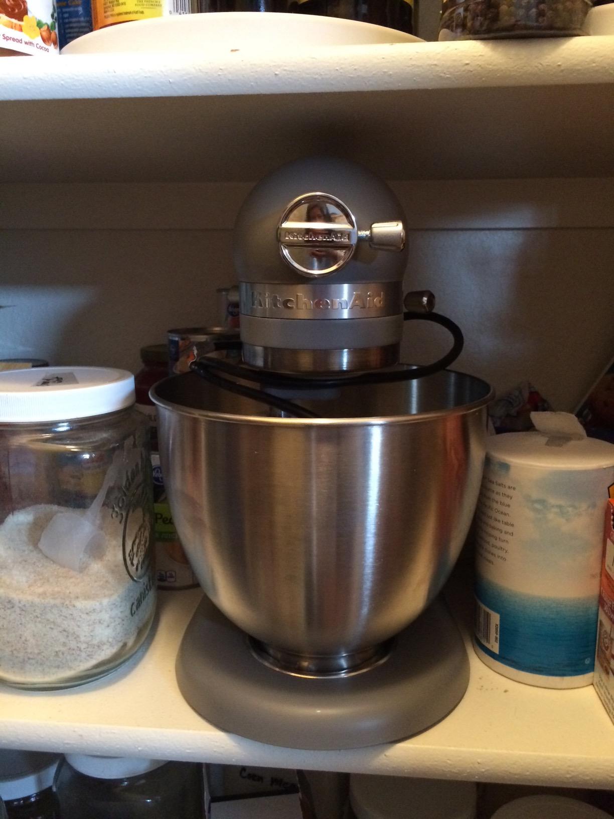 KitchenAid KSM3311XAQ Artisan Mini Series Tilt-Head Stand Mixer, 3.5 quart, Aqua Sky Blue Customer Review KitchenAid KSM3311XAQ Artisan Mini Series Tilt-Head Stand Mixer, 3.5 quart, Aqua Sky Blue - Customer Photo 1