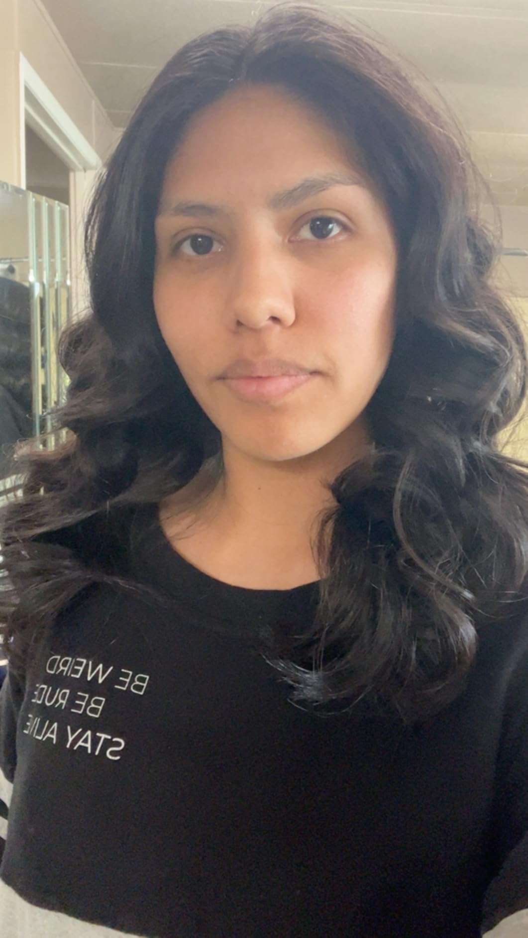 CHI Spin N Curl, Curling Iron For Healthy & Shiny Effortless Curls & Waves, Provides Preset Temperature Settings For Each Hair Texture, Onyx Black - Customer Photo 1