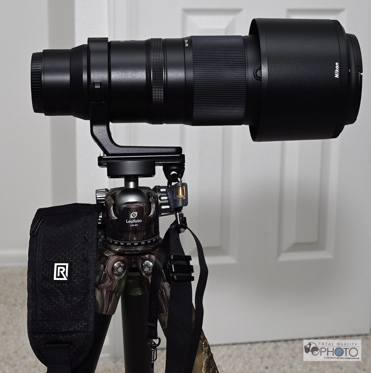 BLACKRAPID RS-4 Retro Classic, Original Camera Sling Design, Strap for DSLR, SLR and Mirrorless Cameras, for Right-Handed and Left-Handed Photographers, with On-The-Fly Sling Length Adjuster Customer Review BLACKRAPID RS-4 Retro Classic, Original Camera Sling Design, Strap for DSLR, SLR and Mirrorless Cameras, for Right-Handed and Left-Handed Photographers, with On-The-Fly Sling Length Adjuster - Customer Photo 1