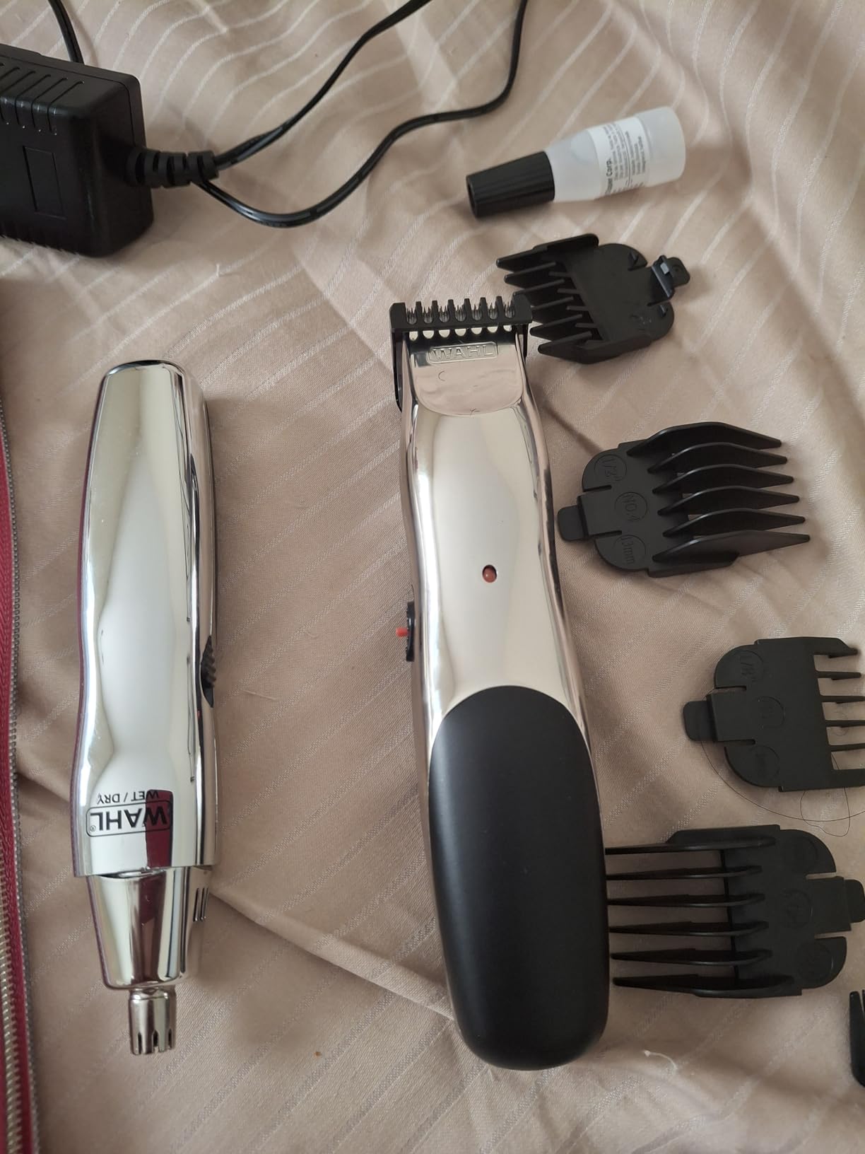 Wahl Groomsman Rechargeable Beard Trimmer kit for Mustaches, Nose Hair, and Light Detailing and Grooming with Bonus Wet/Dry Battery Nose Trimmer – Model 5622v - Customer Photo 1