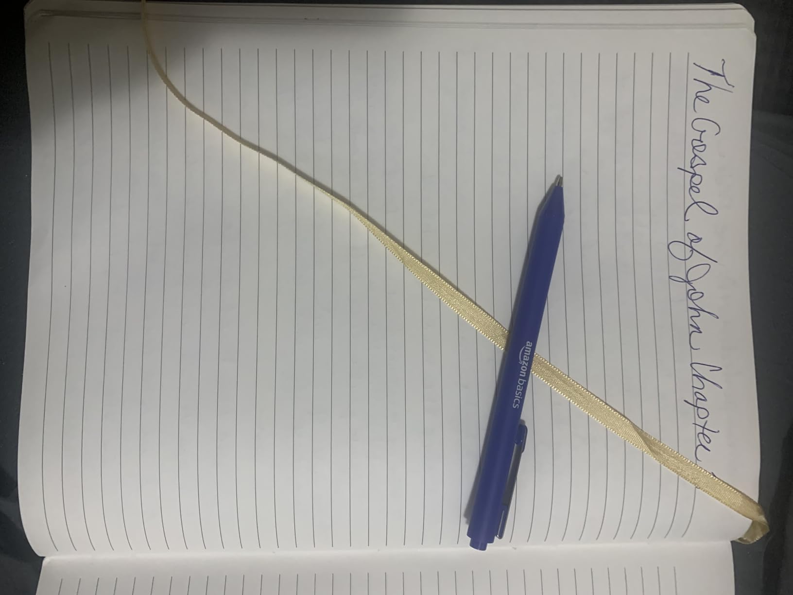 Amazon Basics Black Ballpoint Pens for Smooth Writing, Retractable, 12-Pack - Customer Photo 1