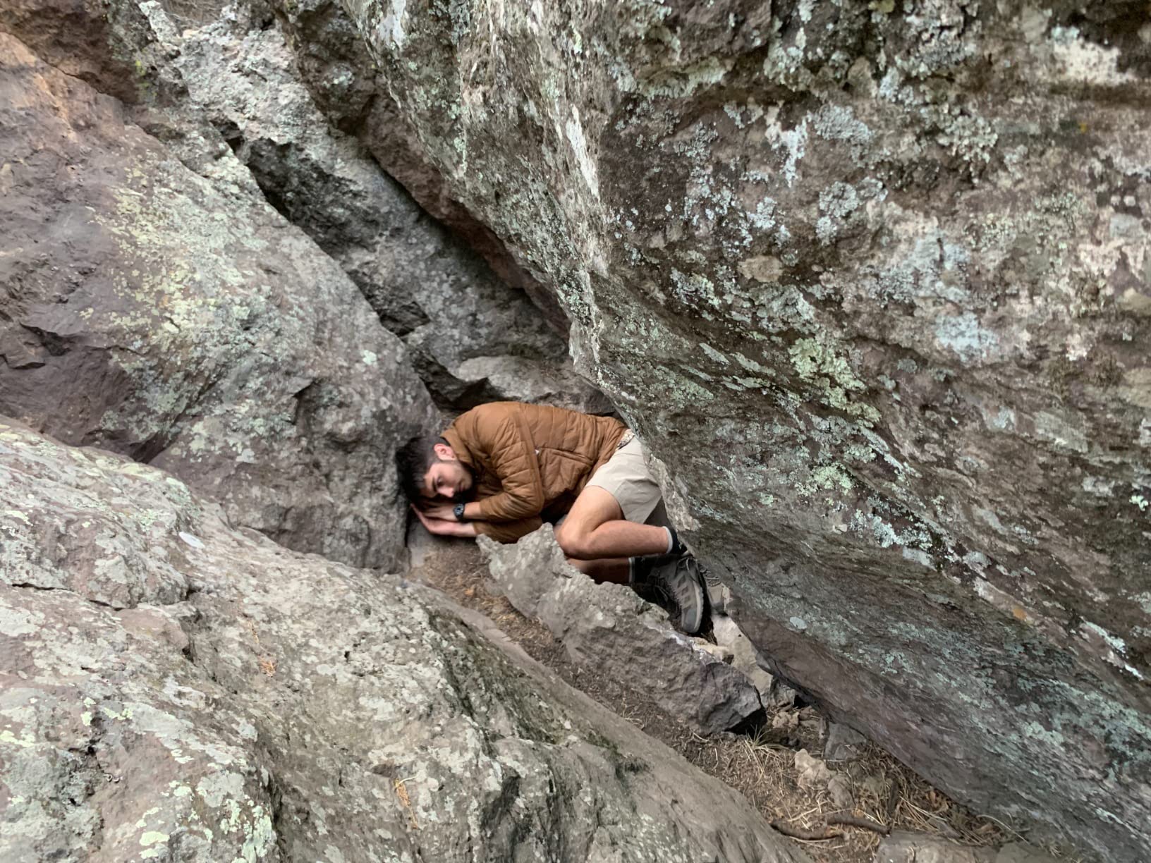 Amazon Essentials Men's Packable Lightweight Water-Resistant Puffer Jacket (Available in Big & Tall) - Customer Photo 1