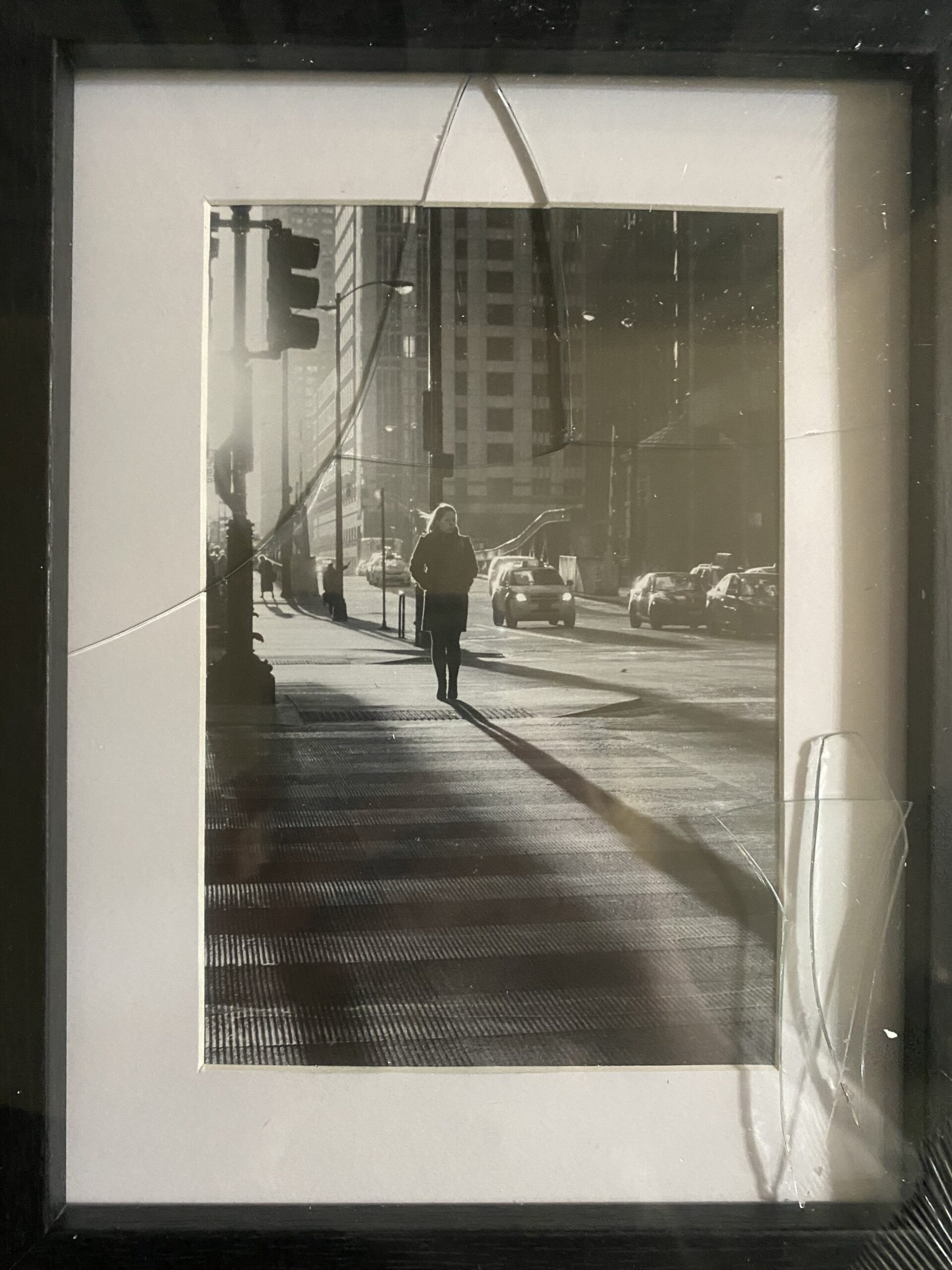 SONGMICS Picture Frames Set of 7 Pieces, One 11 x 14 Inches, Two 8 x 10 Inches, Four 6 x 8 Inches, with White Mat, Real Glass, for Multiple Photos, Black - Customer Photo 4